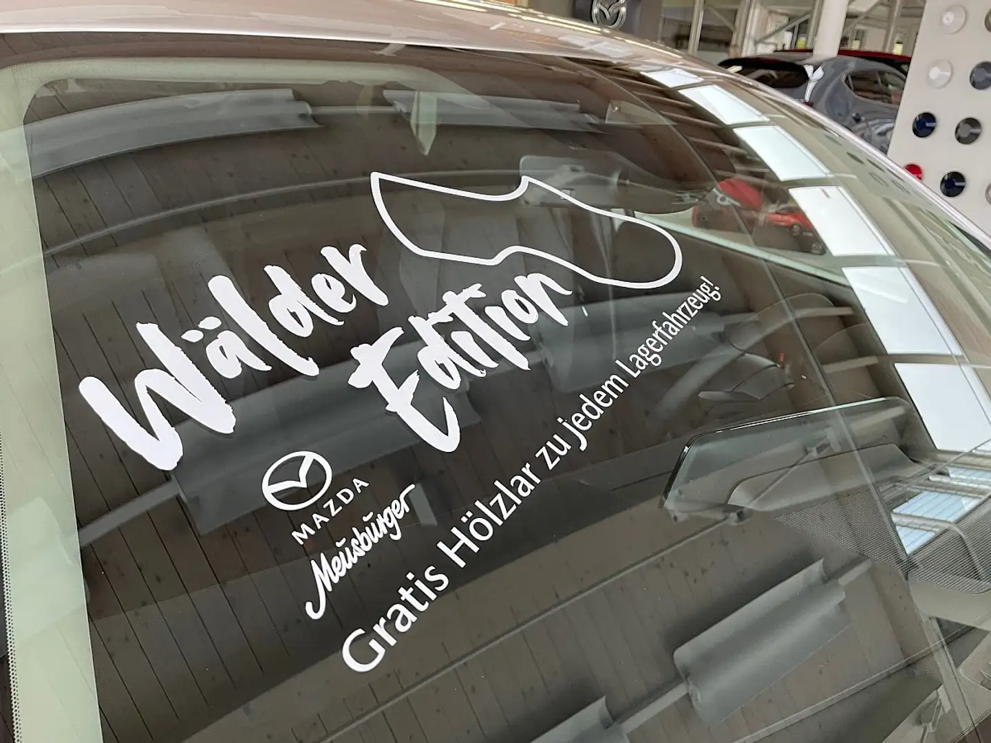 Mazda CX-30 e-Skyactive G140 Homura Beige - 2