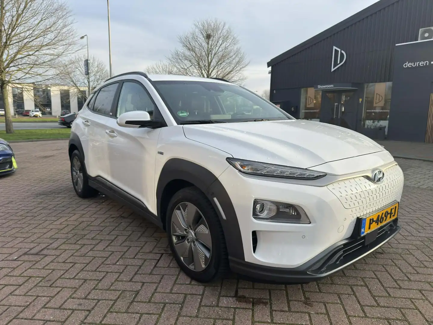 Hyundai KONA EV Comfort Smart 64 kWh Blanc - 2