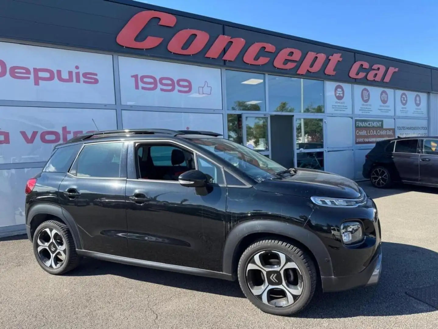Citroen C3 Aircross Shine 1.5 BlueHDi 100cv + PACK CAMERA +  TECHNO +  Noir - 1