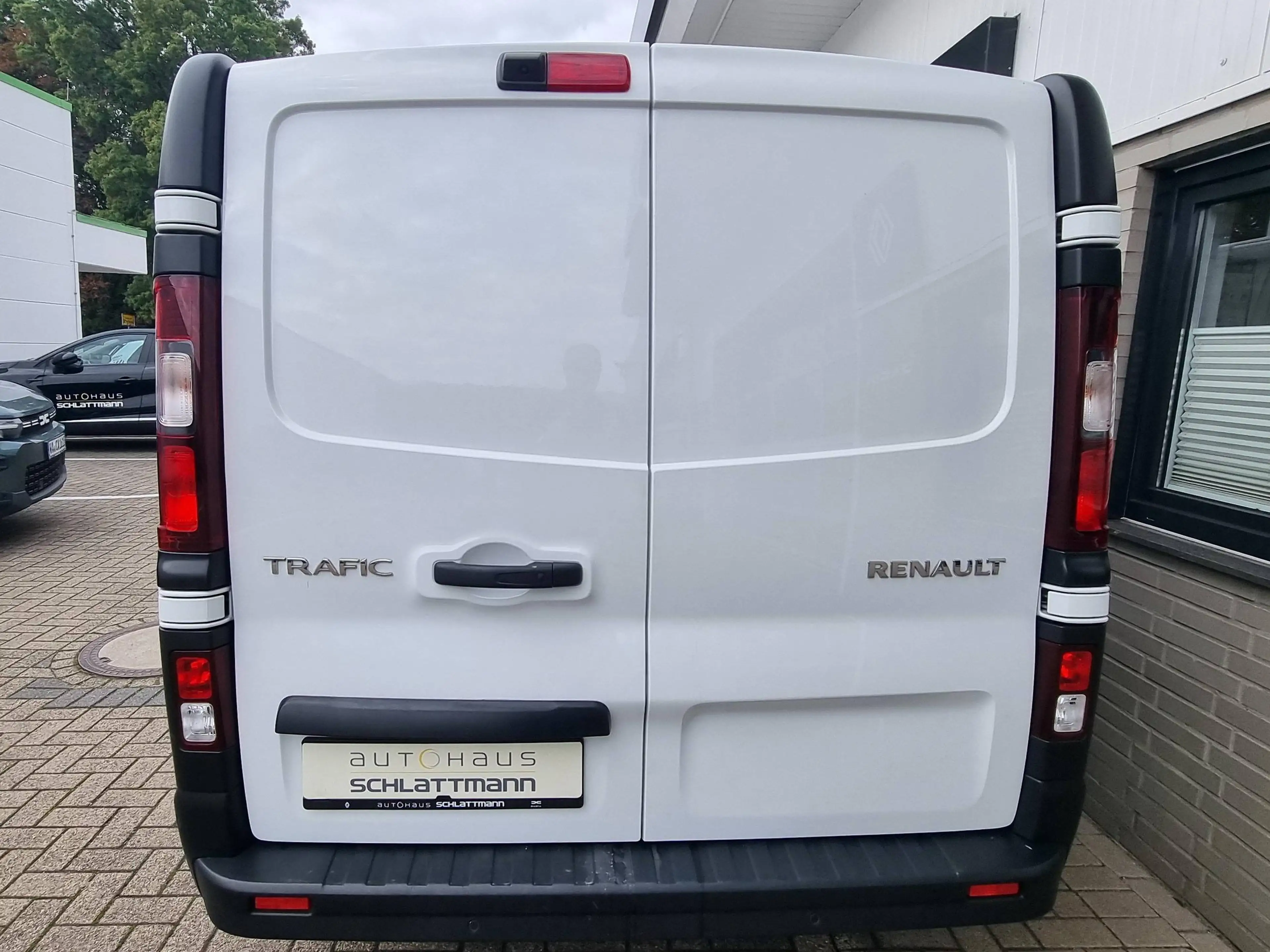 Renault Trafic L2H1 3,0t Komfort dCi 150 EDC *Automatik *Navi *PDC *Rückfahrkamera *Garantie — photo 6