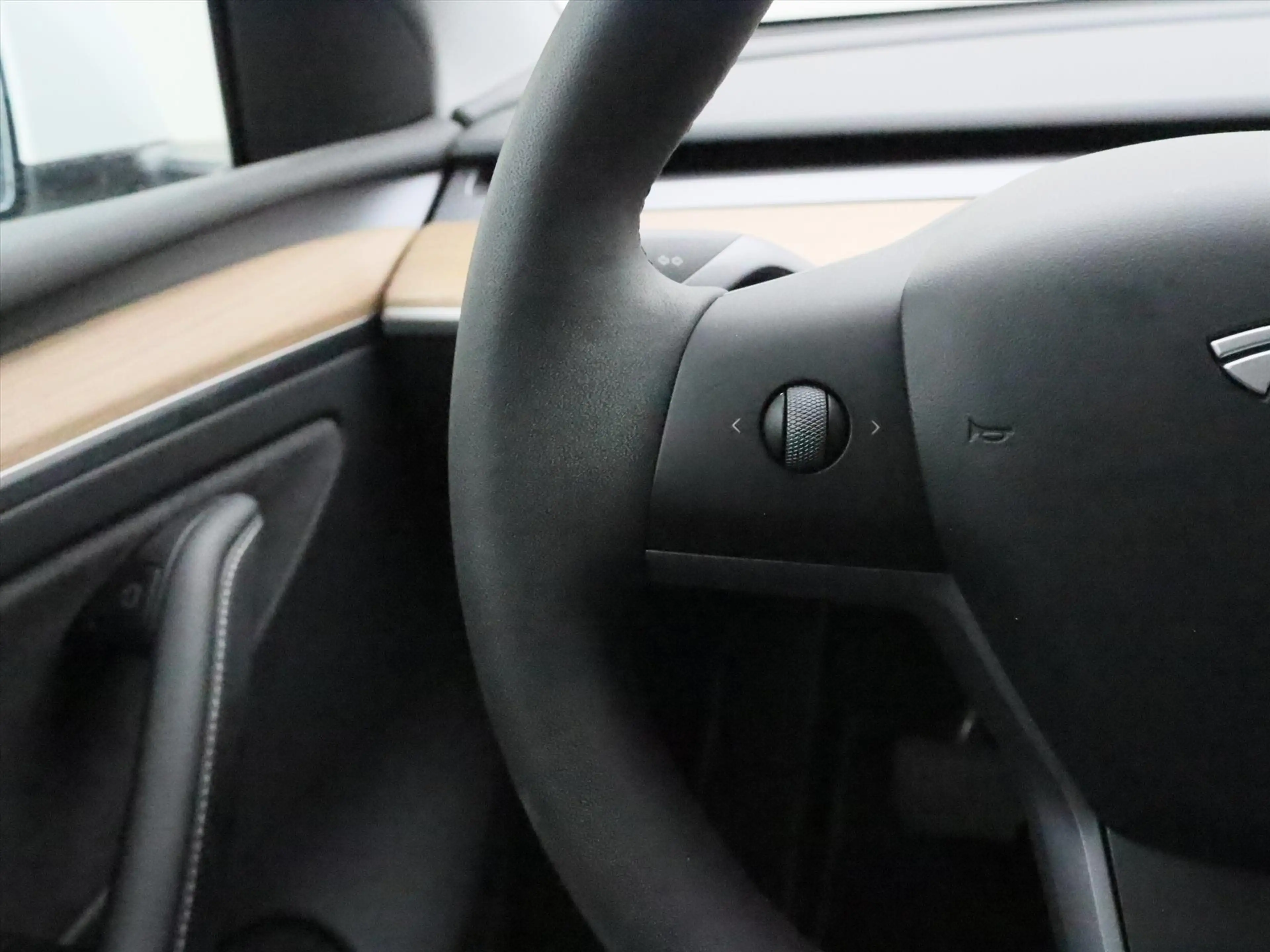 Tesla Model Y Standard RWD Plus [ AMD RYZEN+AUTOPILOT+19 INCH+PR — photo 20