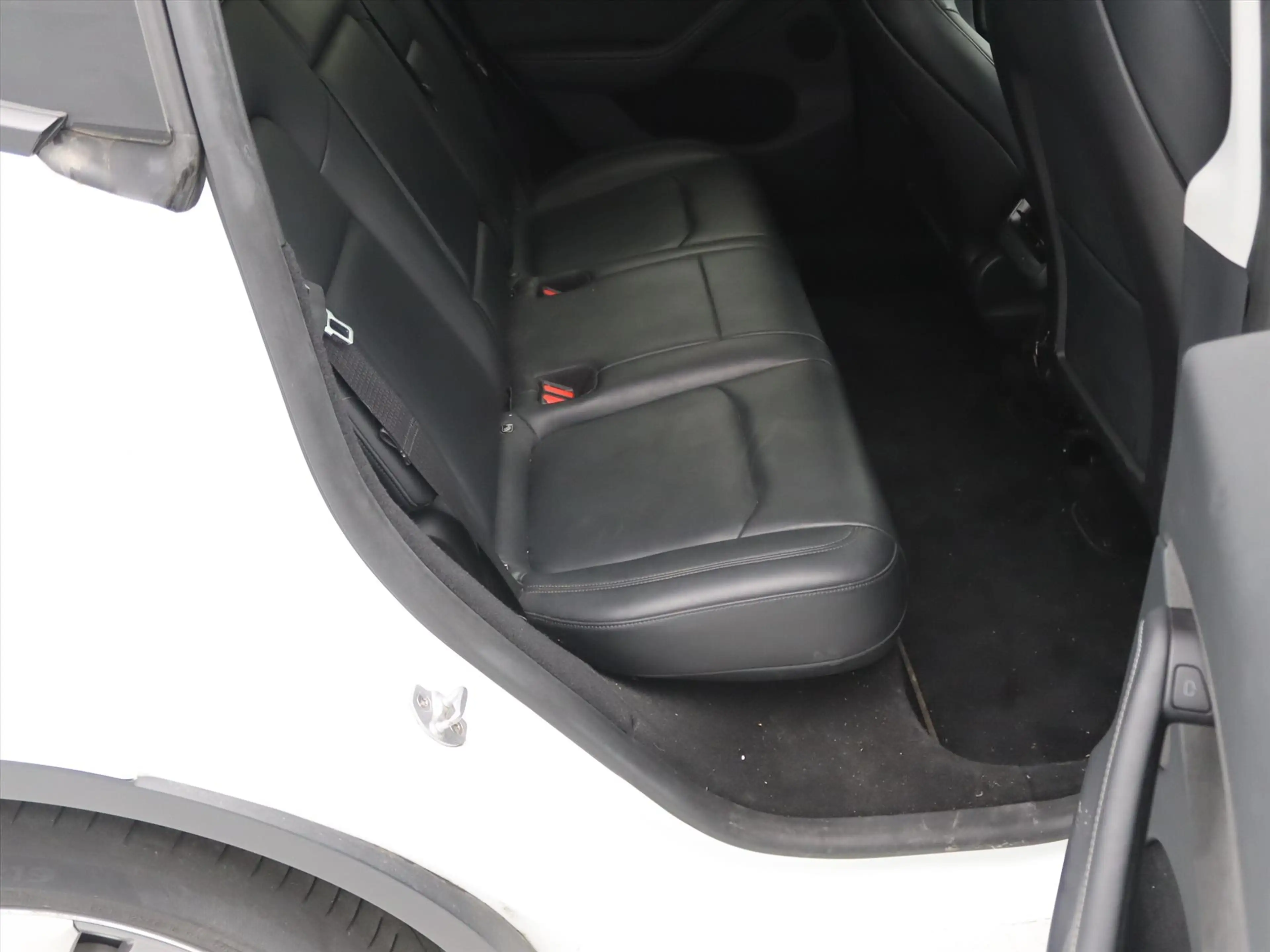 Tesla Model Y Standard RWD Plus [ AMD RYZEN+AUTOPILOT+19 INCH+PR — photo 14