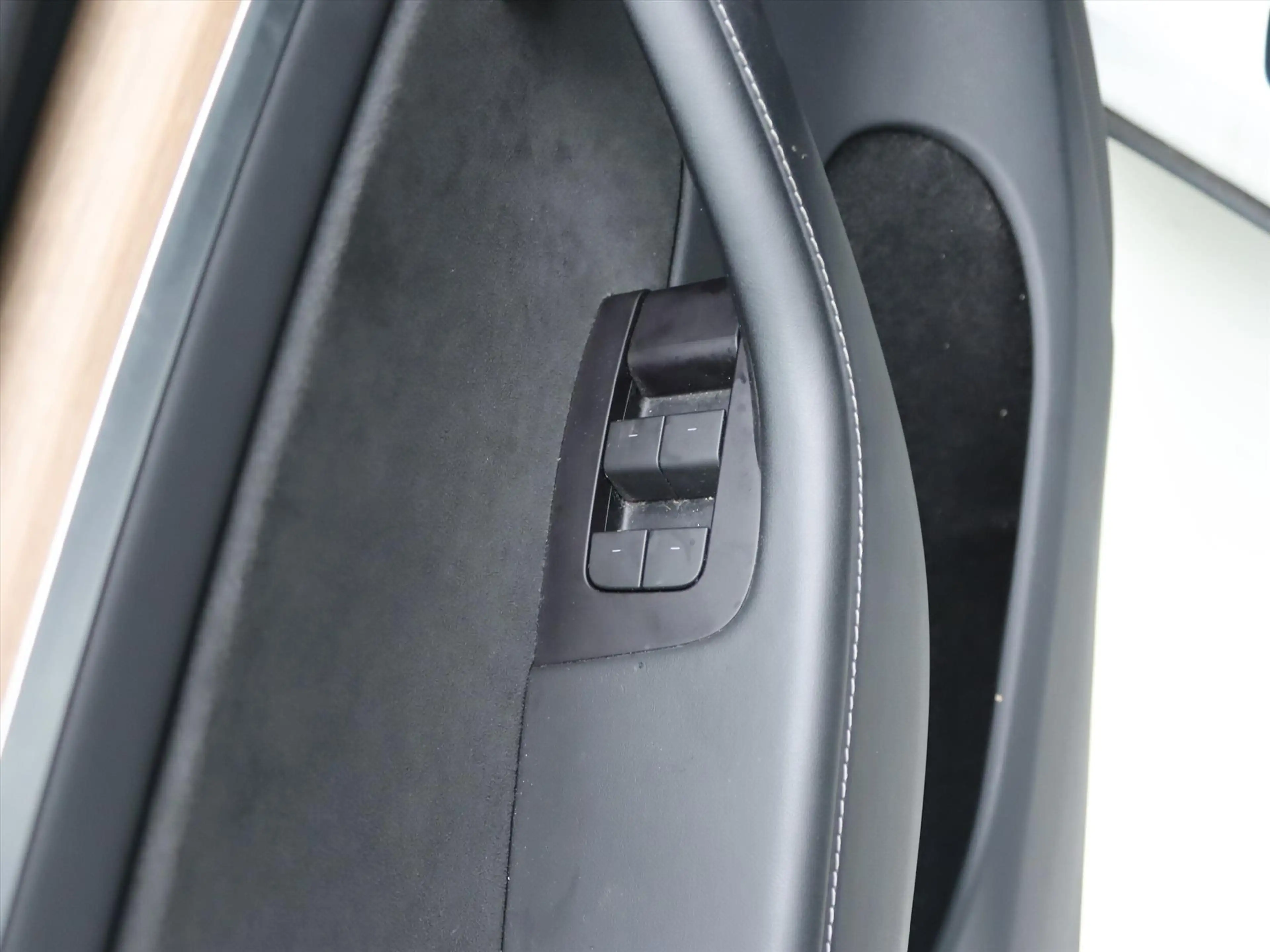 Tesla Model Y Standard RWD Plus [ AMD RYZEN+AUTOPILOT+19 INCH+PR — photo 28