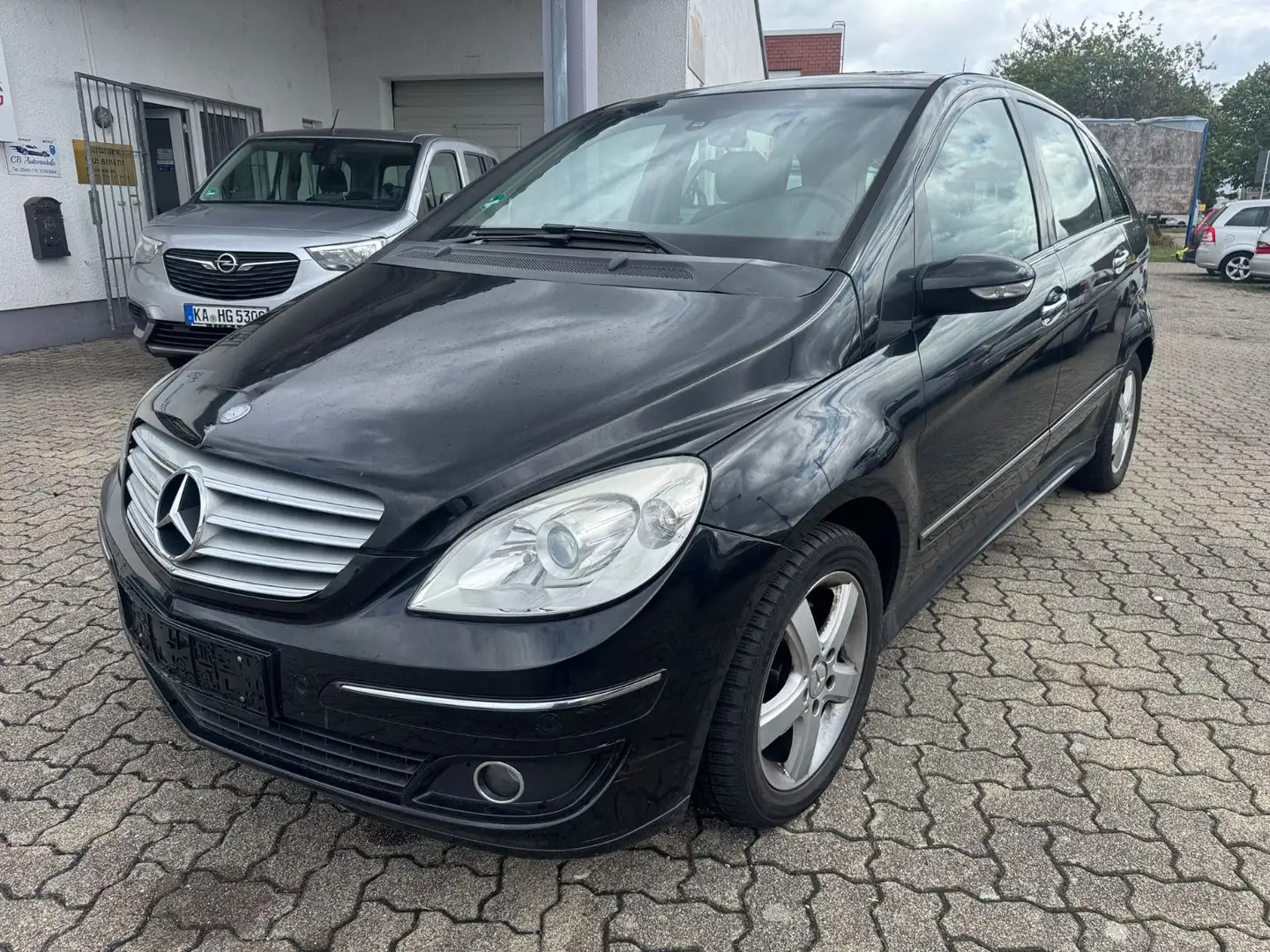 Mercedes-Benz B 200 CDI/KLIMA/SCHIEBEDACH/ALUFELGEN Nero - 2
