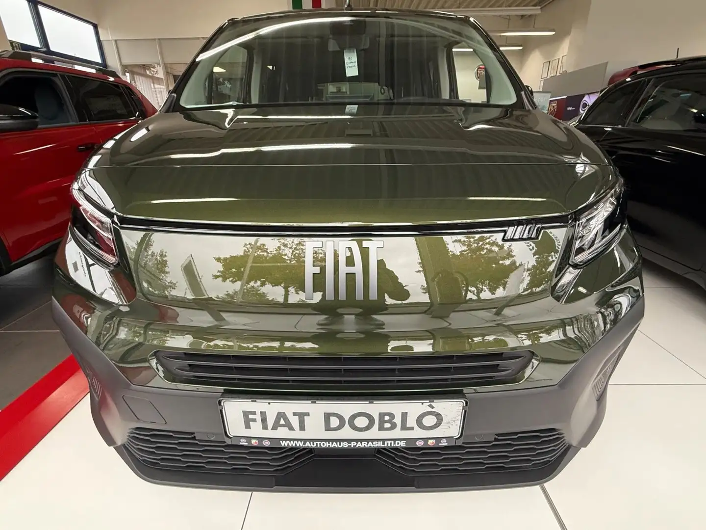 Fiat Doblo Kombi L2 M1 1.5 BlueHDI 131 AT8 Grün - 2