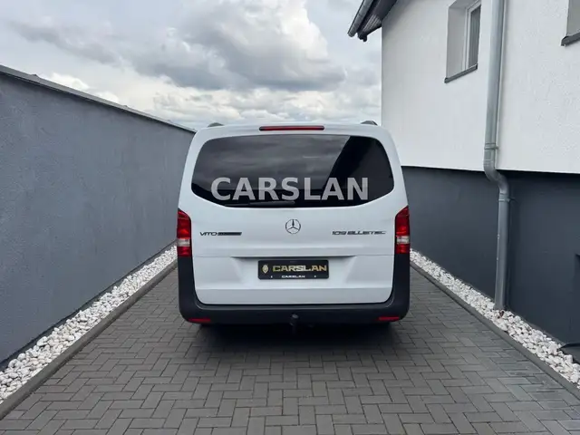 Mercedes-Benz Vito view 8