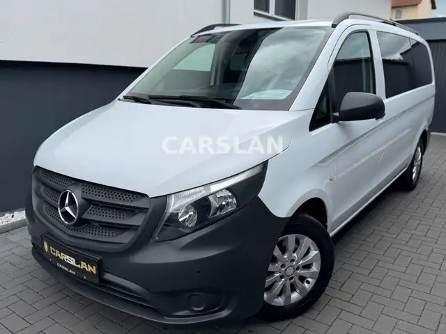 Mercedes-Benz Vito view 3