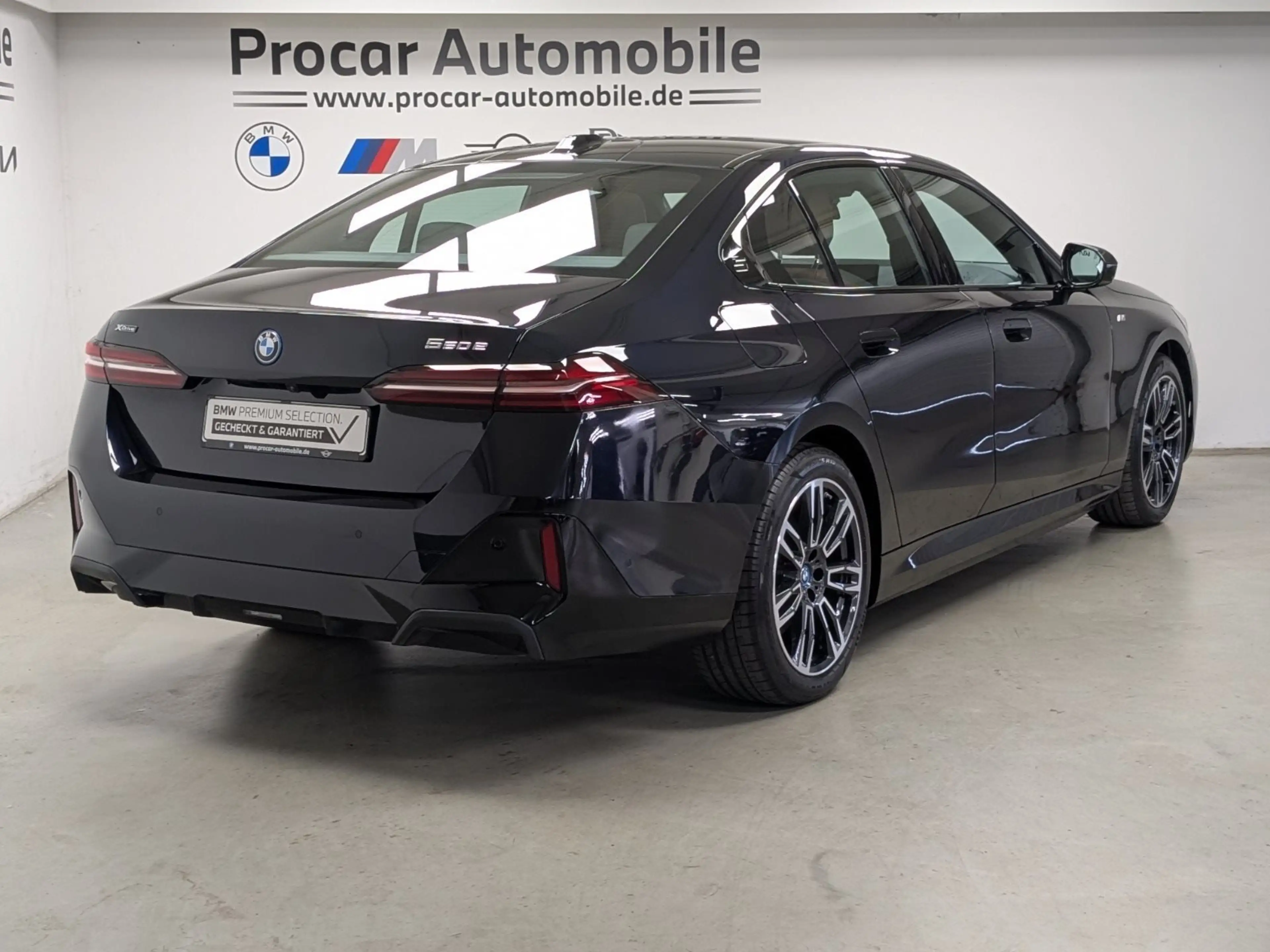 BMW 550 e xDrive M Sport ACC AHK Pano HuD SHZ v+h 360°KAM — photo 4