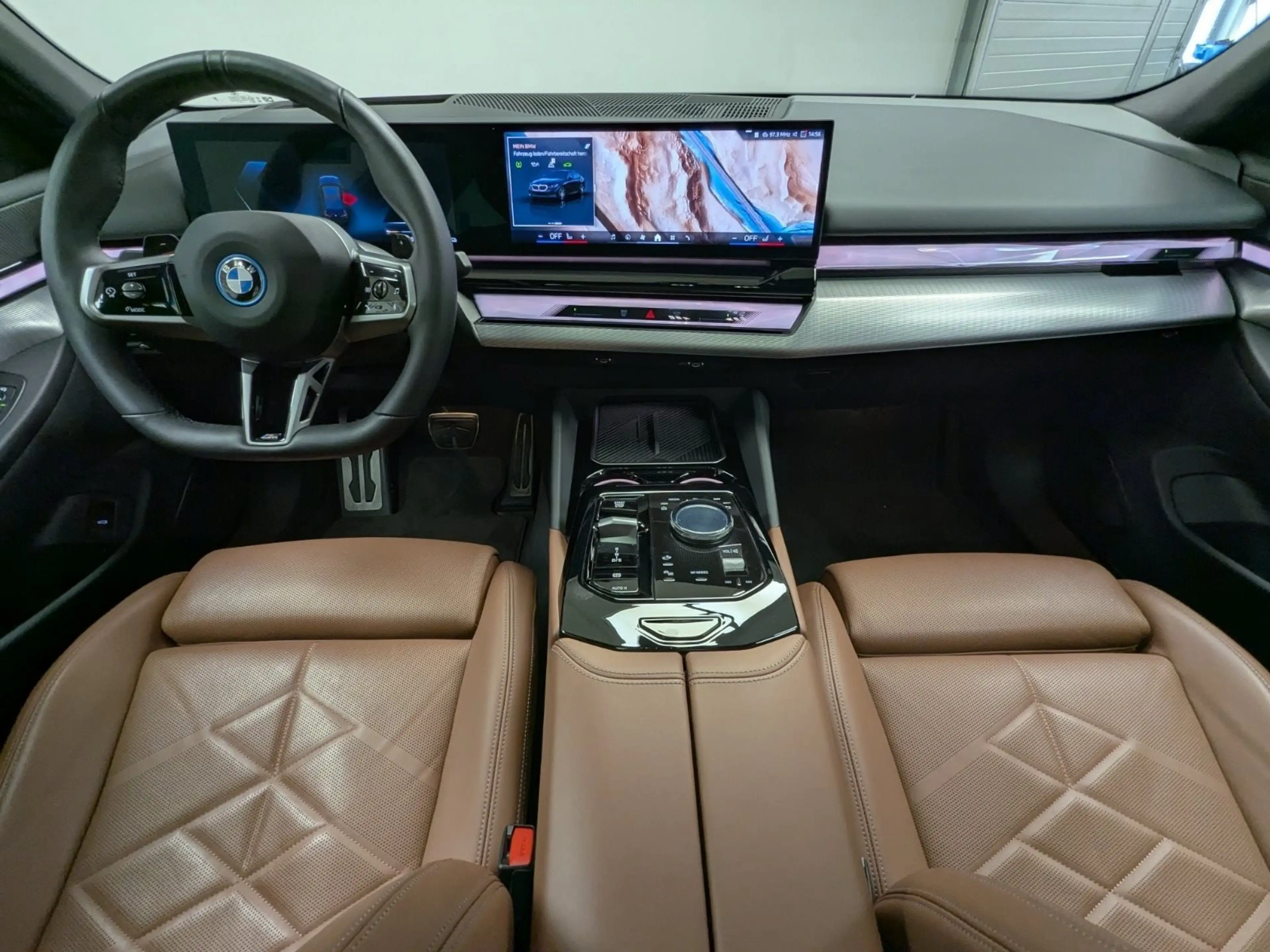 BMW 550 e xDrive M Sport ACC AHK Pano HuD SHZ v+h 360°KAM — photo 12