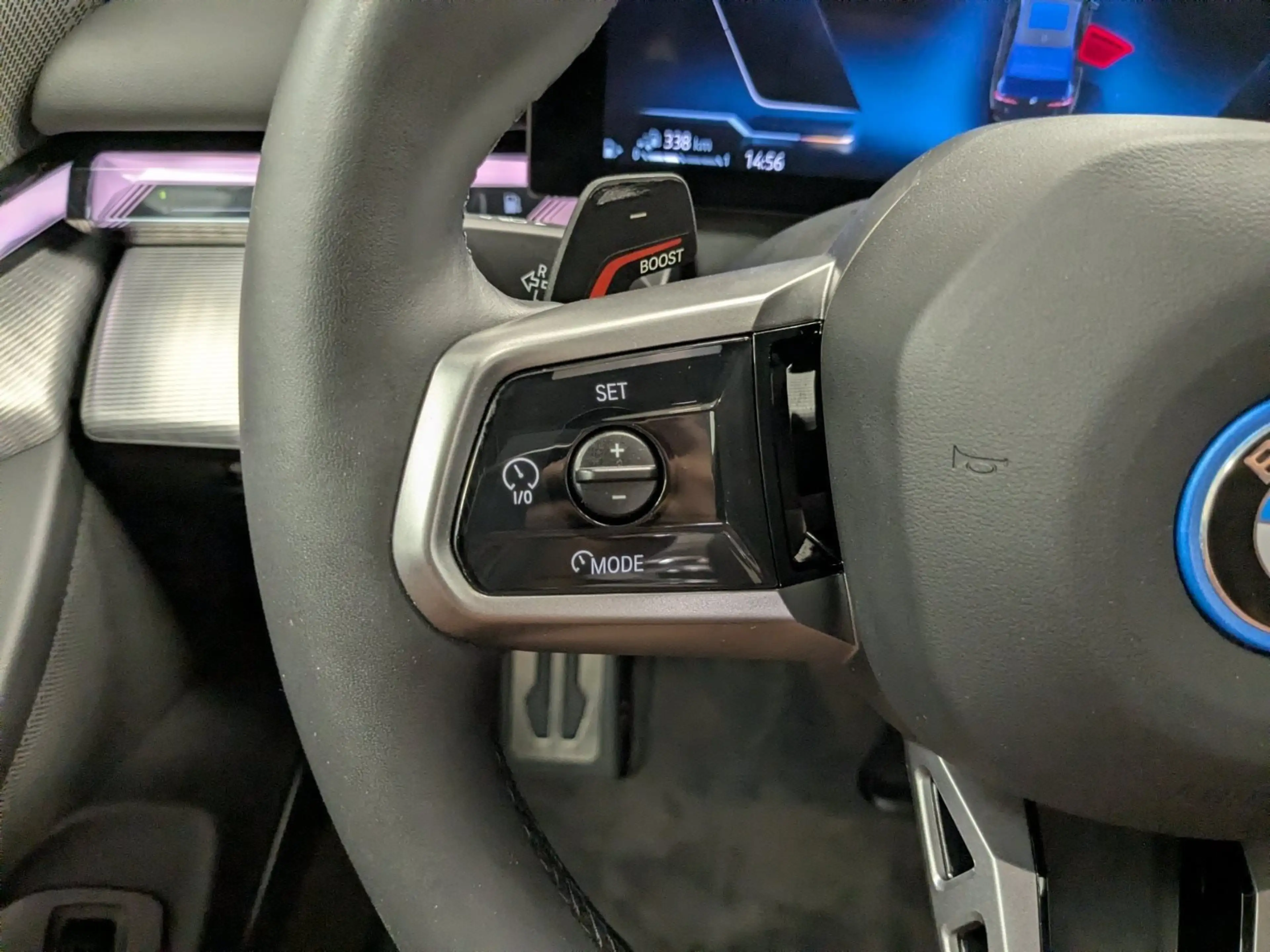 BMW 550 e xDrive M Sport ACC AHK Pano HuD SHZ v+h 360°KAM — photo 15