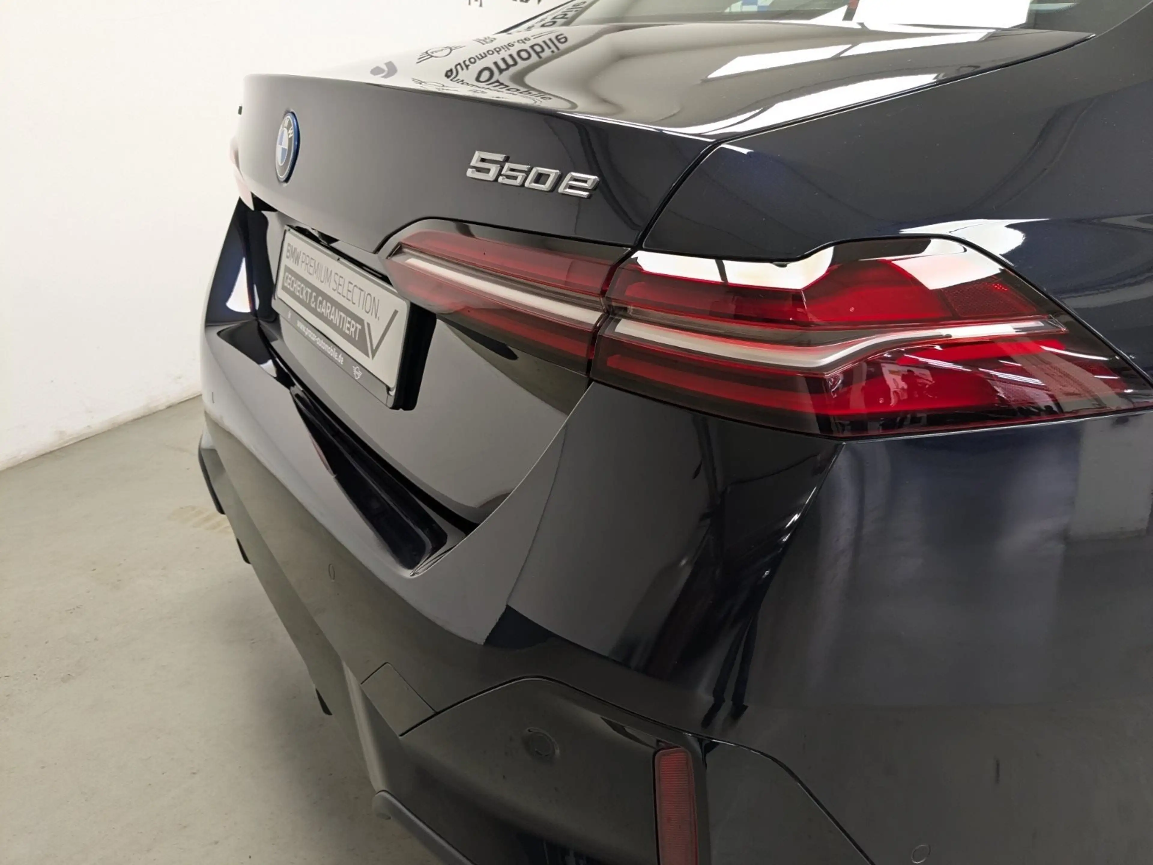 BMW 550 e xDrive M Sport ACC AHK Pano HuD SHZ v+h 360°KAM — photo 6