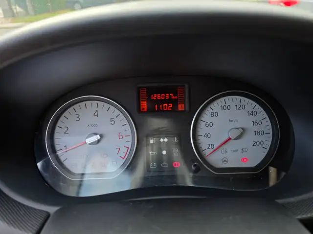 Dacia Sandero view 12