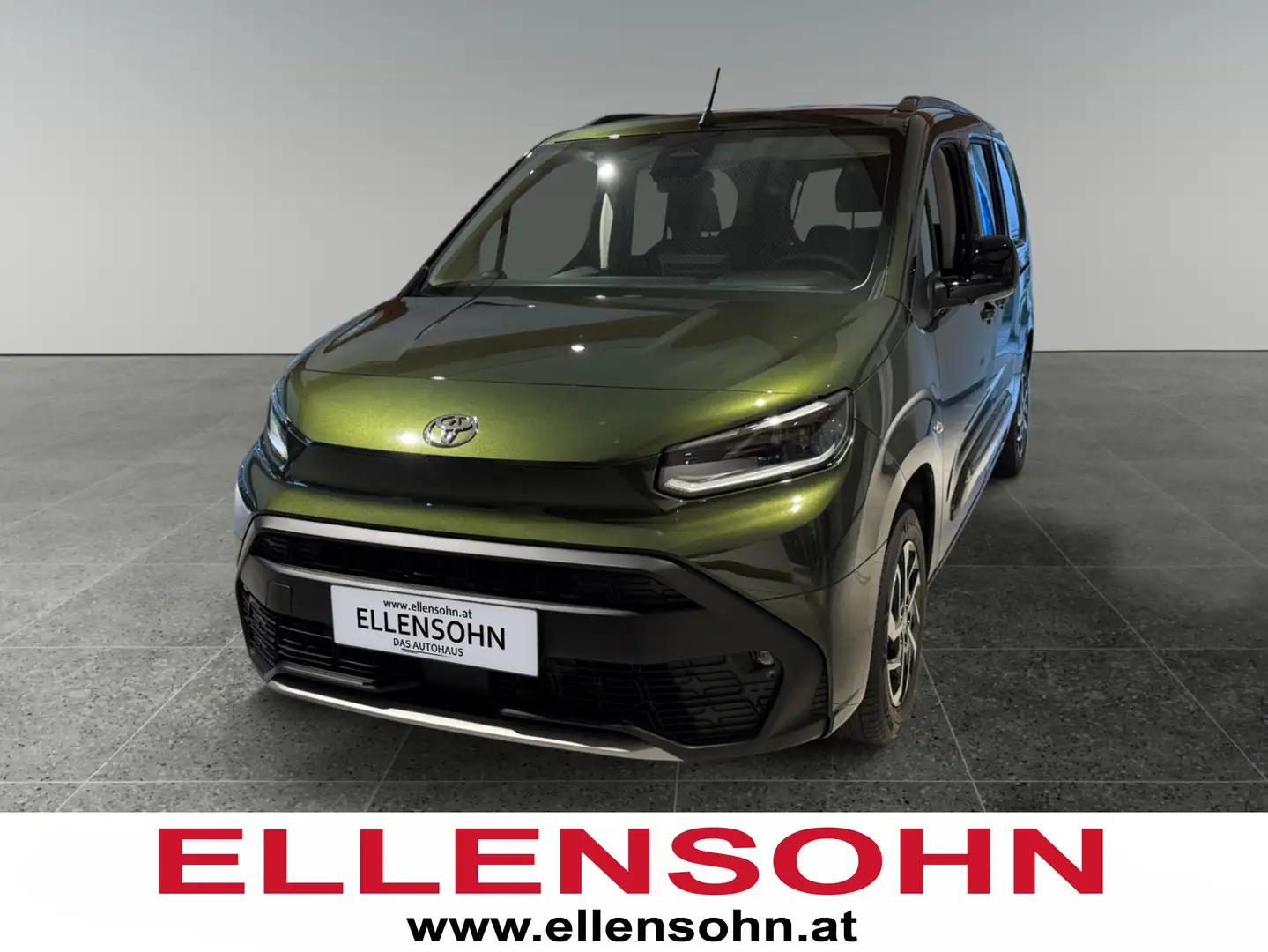 Toyota Proace City Verso 1,5l 130PS Family L2 Grün - 1