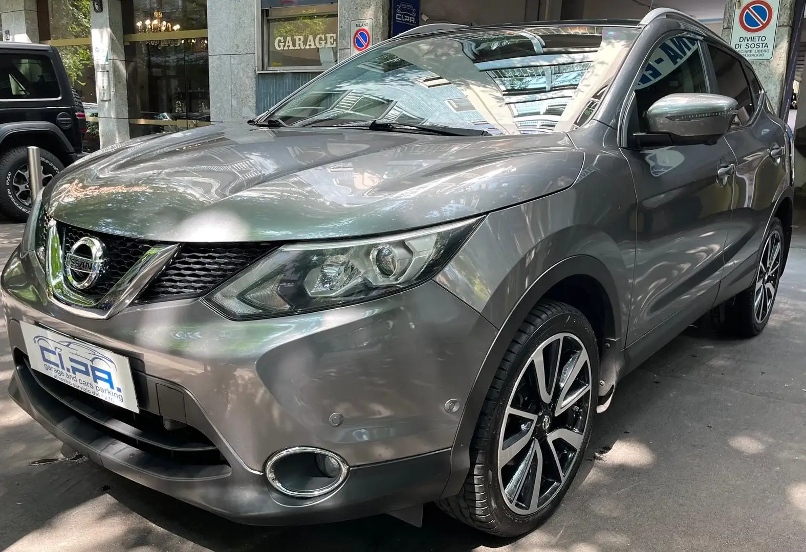 Nissan Qashqai Qashqai 1.6 dci Business 4wd 130cv E6 Grigio - 2