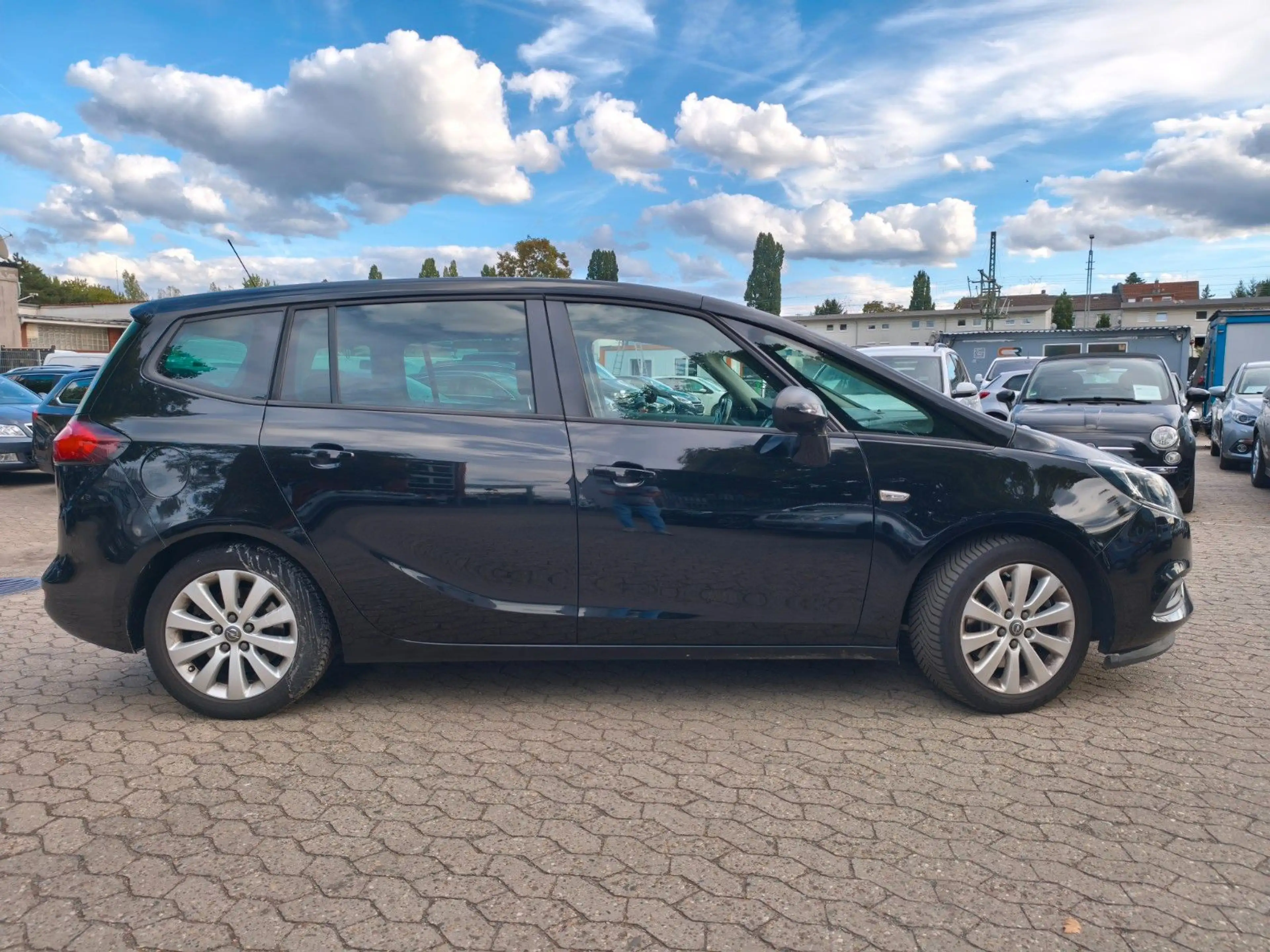 Opel Zafira 2.0 D CDTI ON Start/Stop*7-Sitzer*Tüv Neu — photo 7