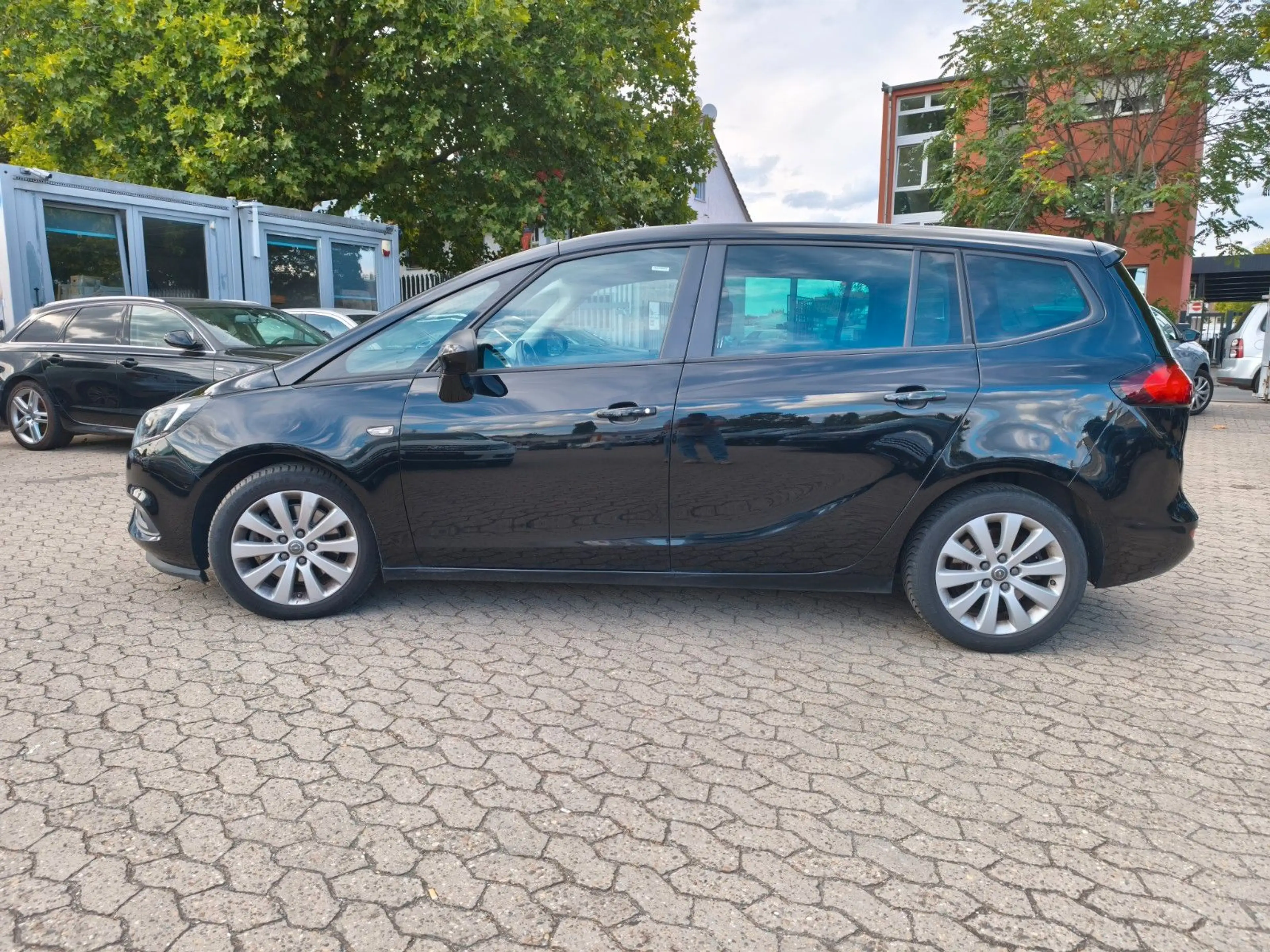 Opel Zafira 2.0 D CDTI ON Start/Stop*7-Sitzer*Tüv Neu — photo 6