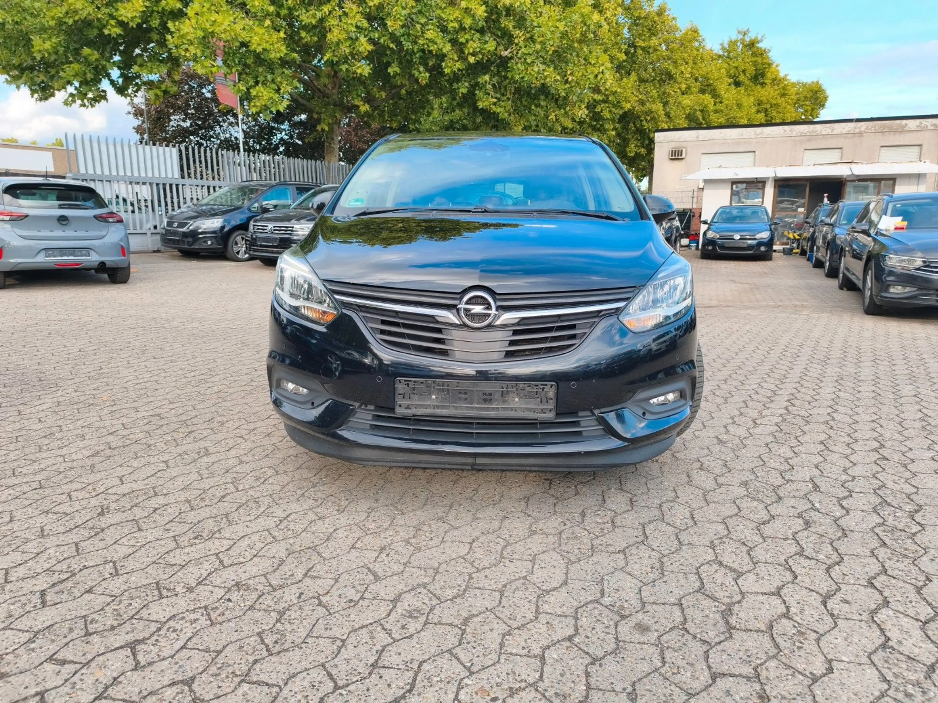 Opel Zafira 2.0 D CDTI ON Start/Stop*7-Sitzer*Tüv Neu — photo 2