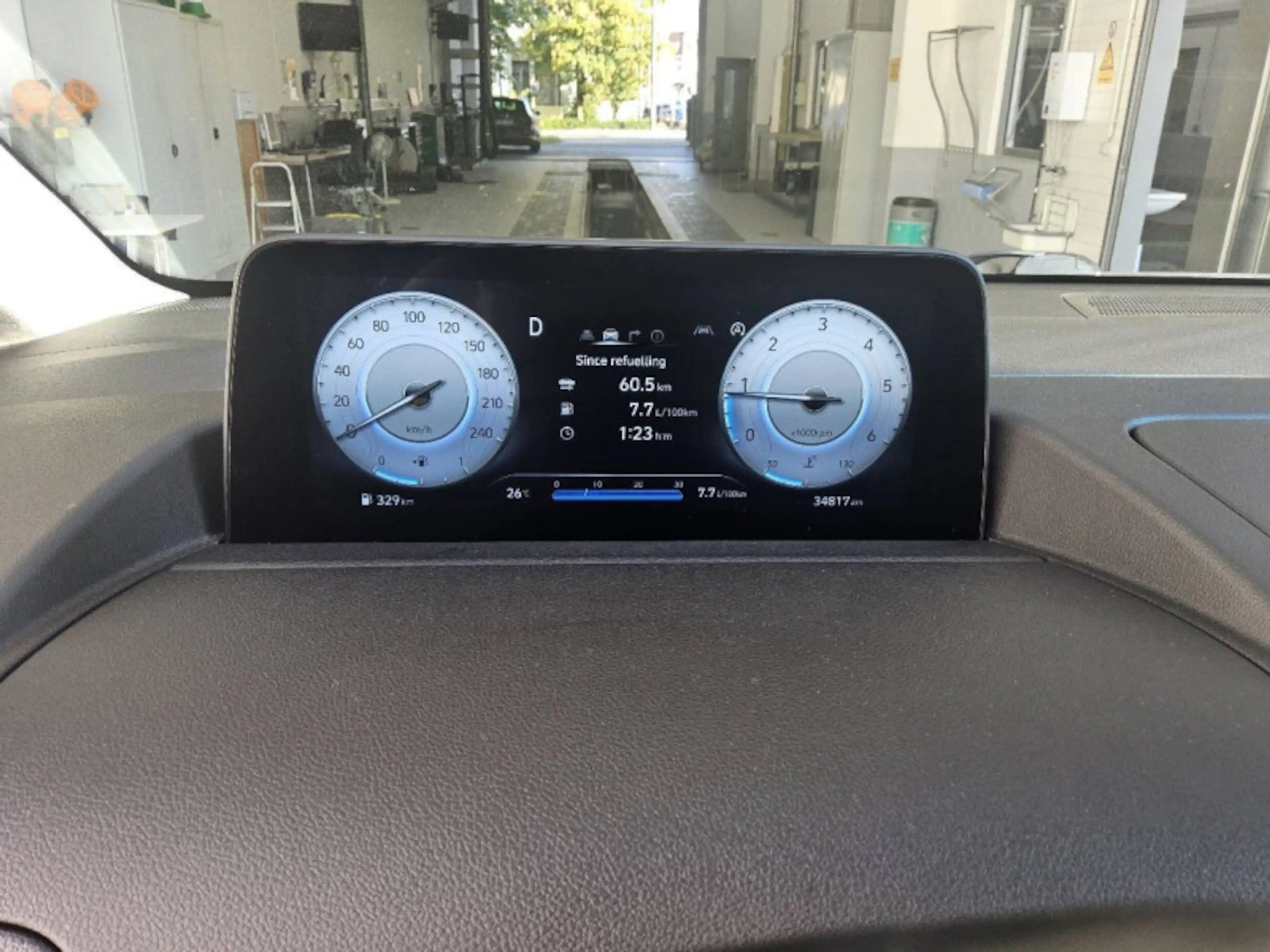 Hyundai STARIA 2.2 CRDI Signature 8 Sitzerr — photo 6
