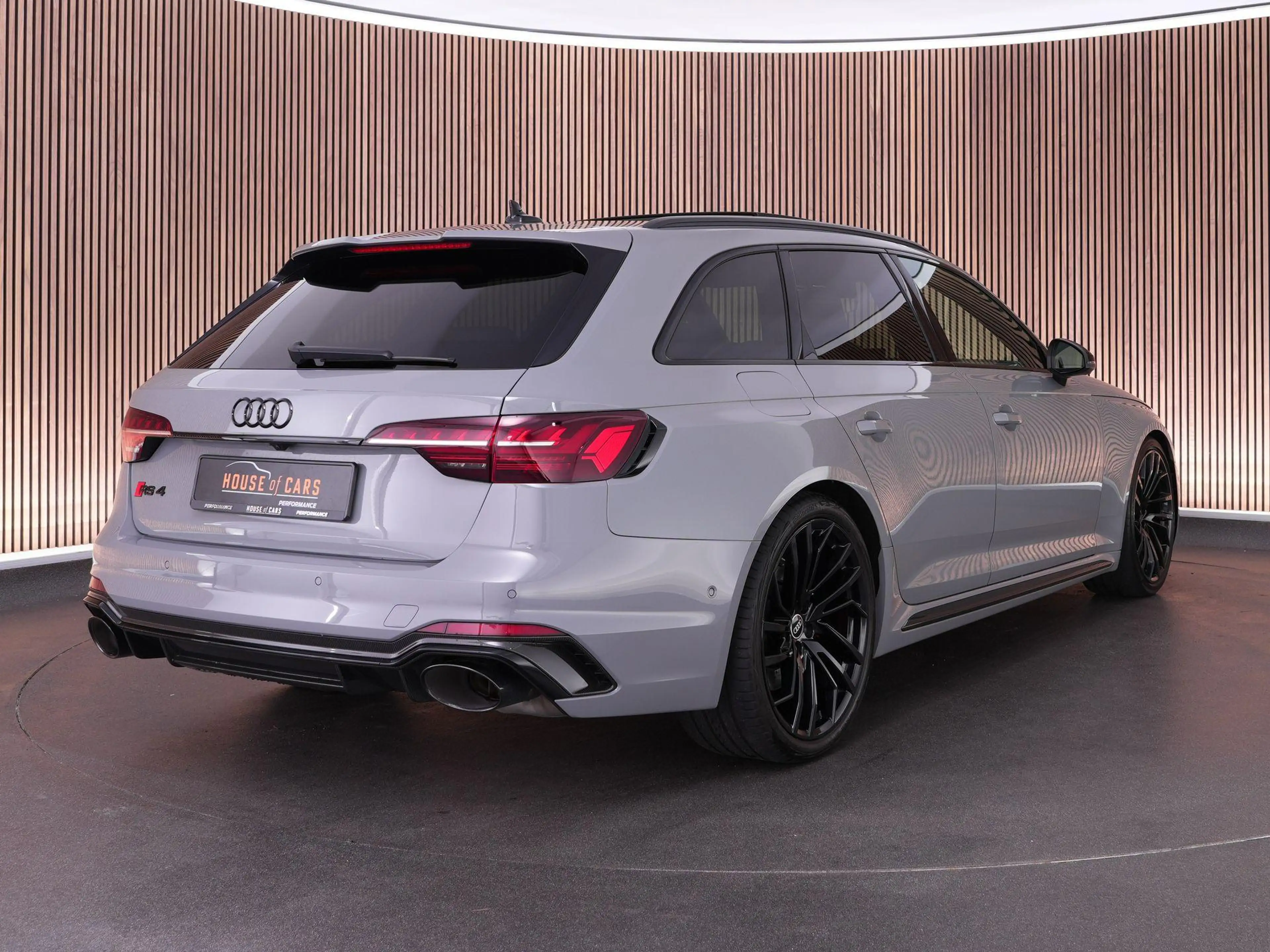 Audi RS4 Avant 2.9 450pk TFSI quattro competition plus |ker — photo 2