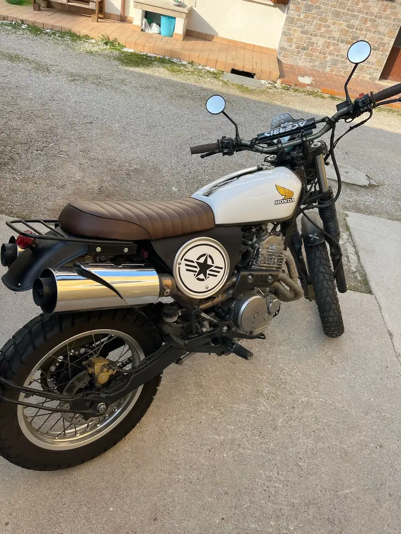 Honda SLR 650 scrambler - 1
