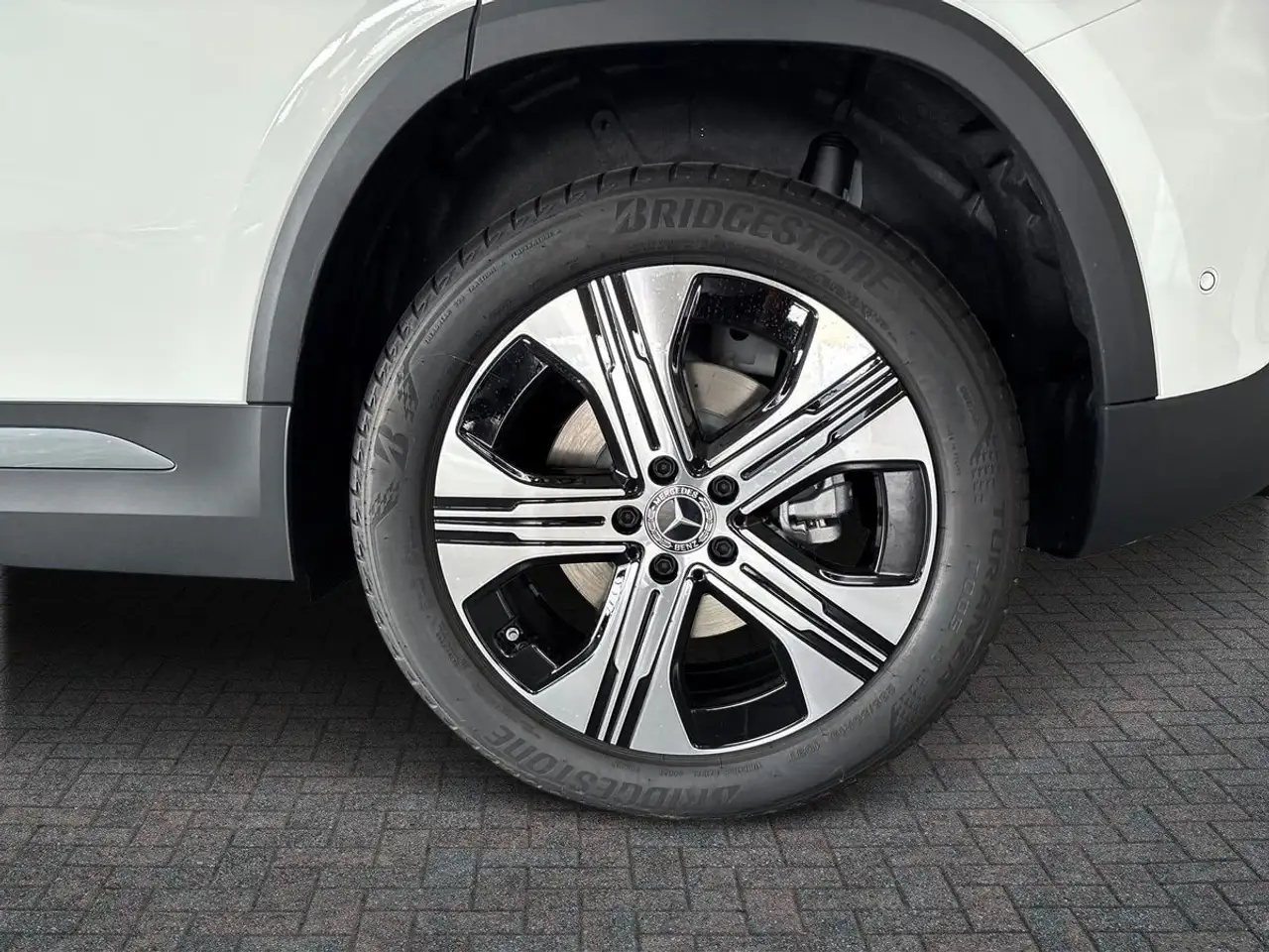 Mercedes-Benz EQA 250 EQA 250 Sport 17
