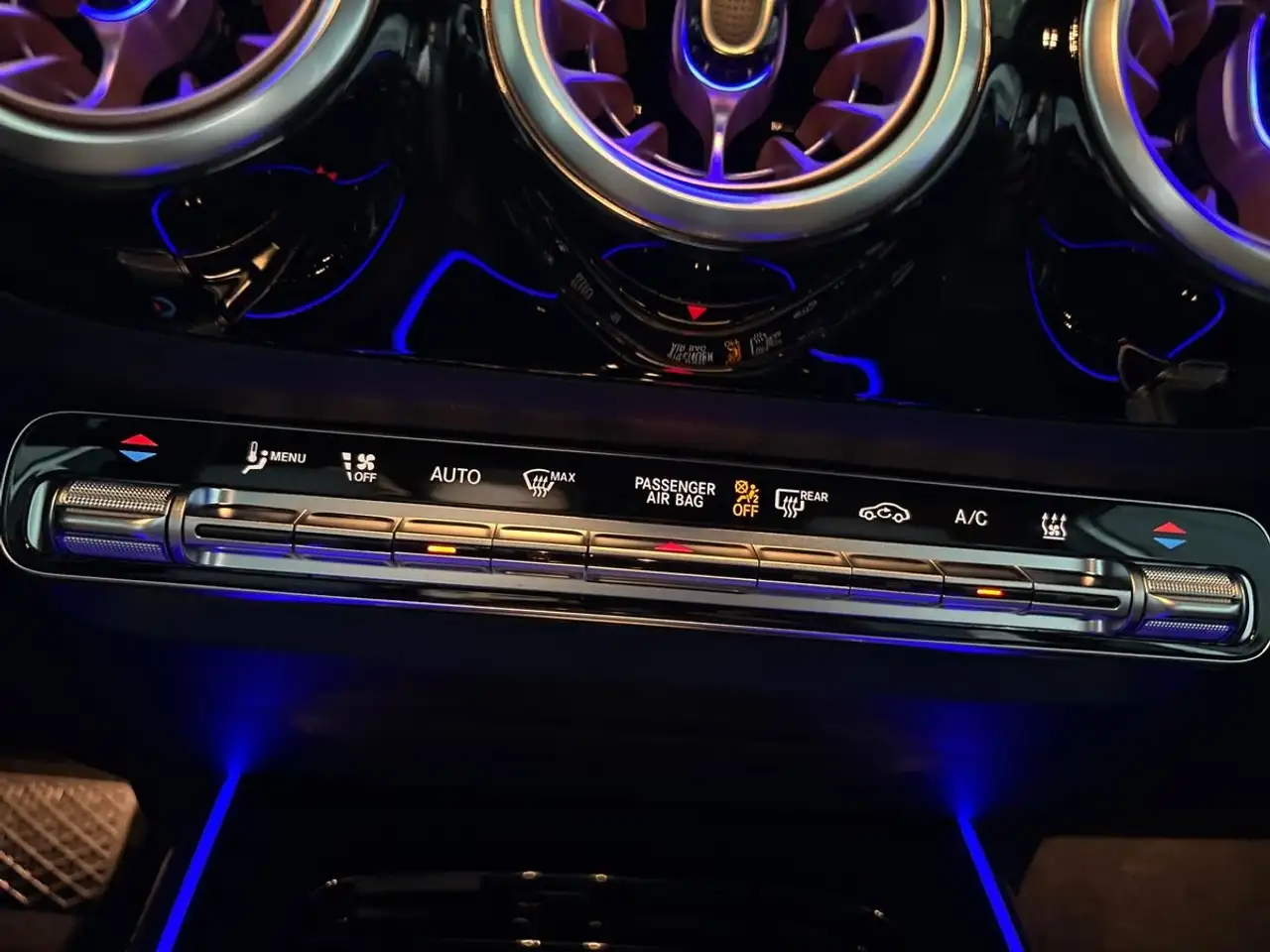 Mercedes-Benz EQA 250 EQA 250 Sport 14