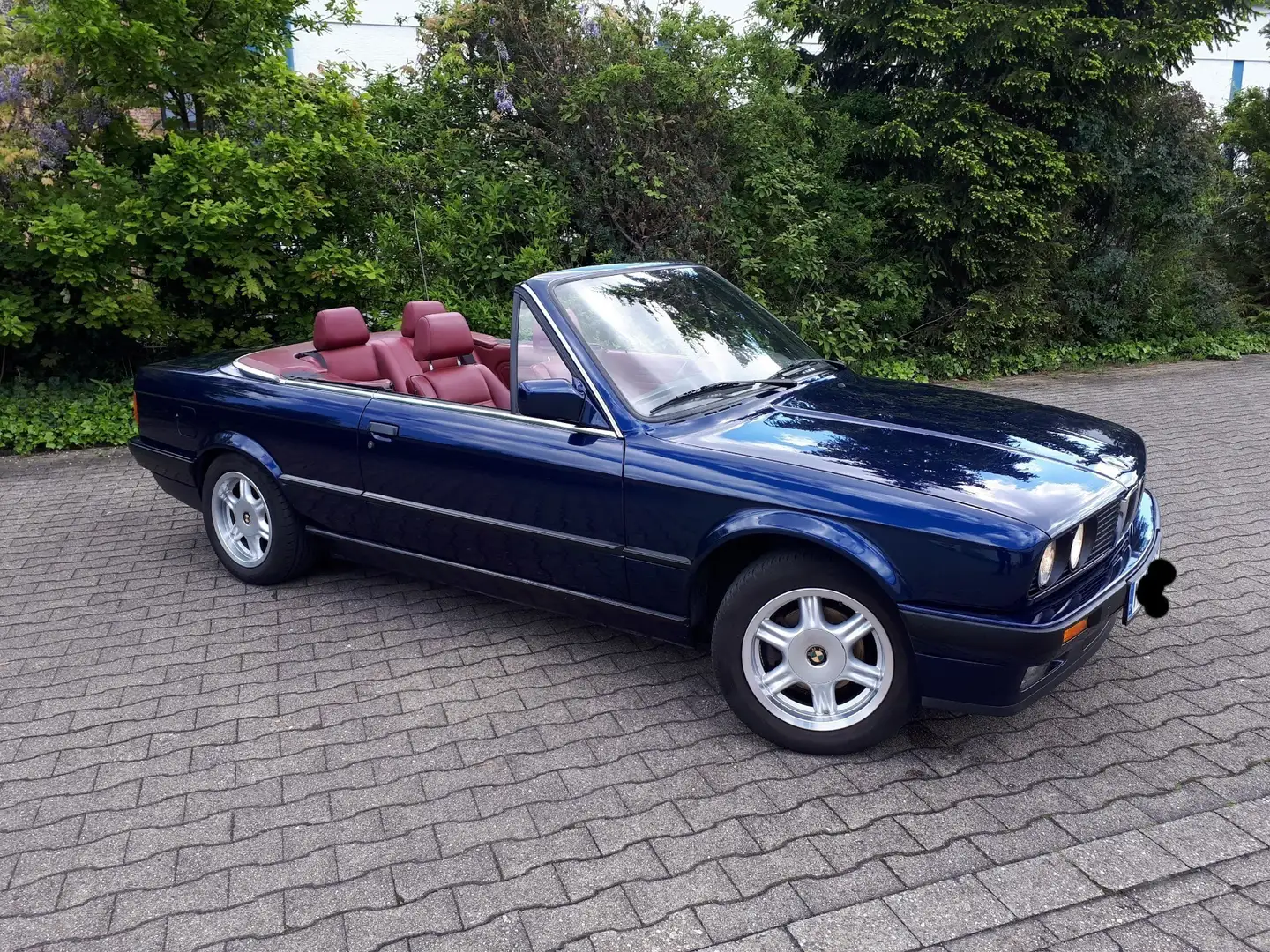 BMW 320 320i - 1