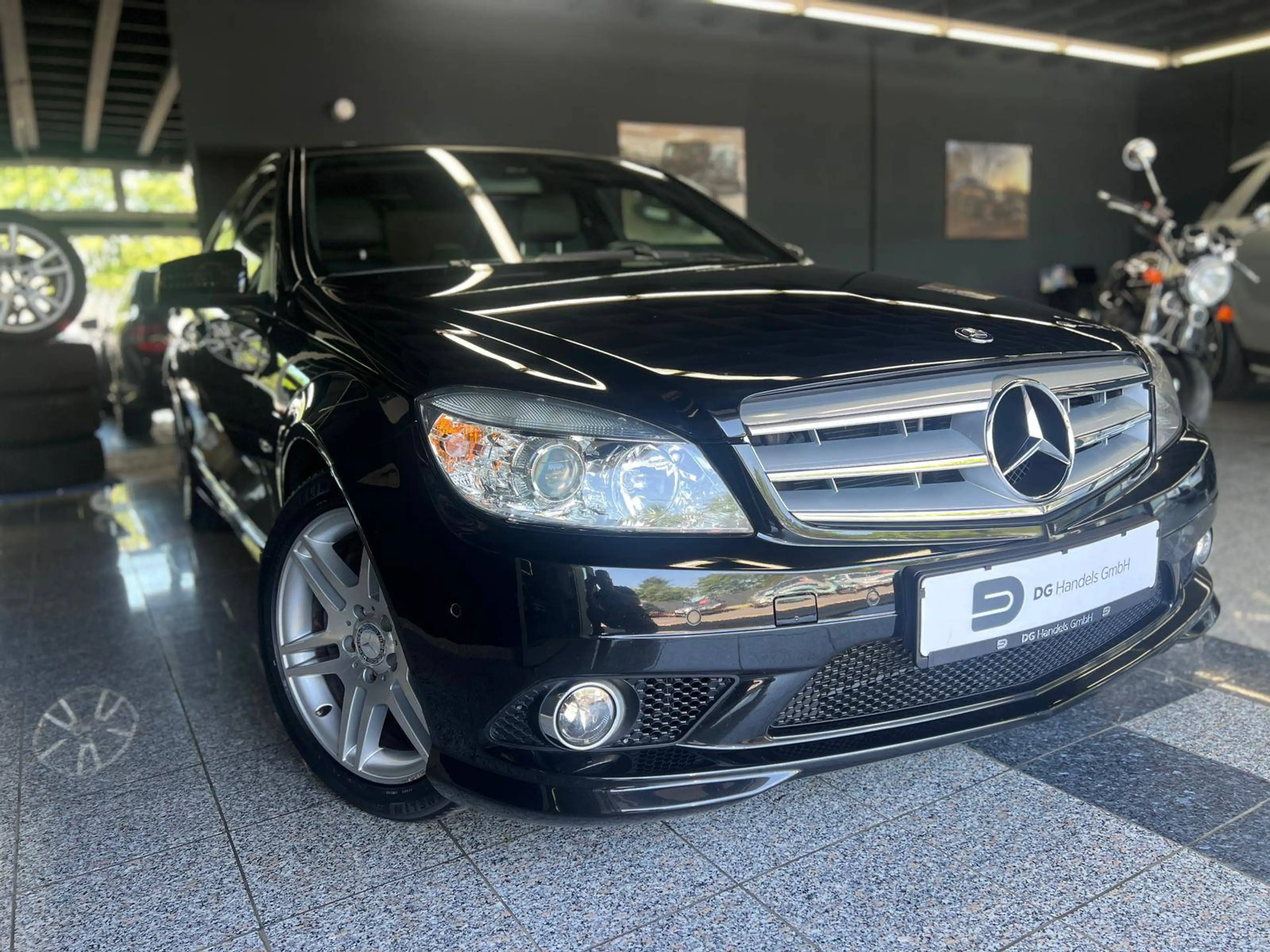 Mercedes-Benz C 350 C 350 AMG Line Sport-Paket