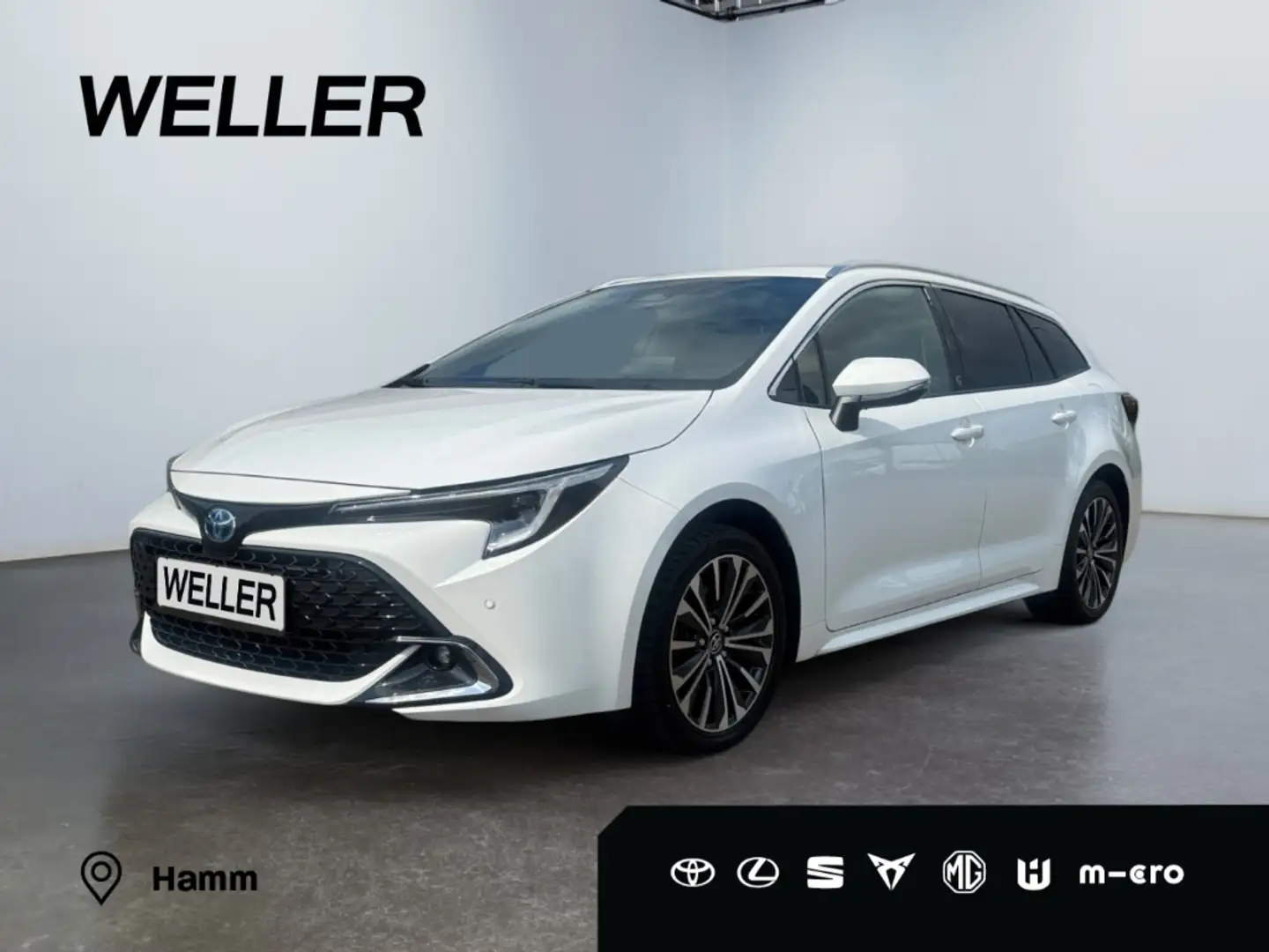 Toyota Corolla 2.0 Hybrid TS Team D *Navi*LED*CarPlay* Bílá - 1