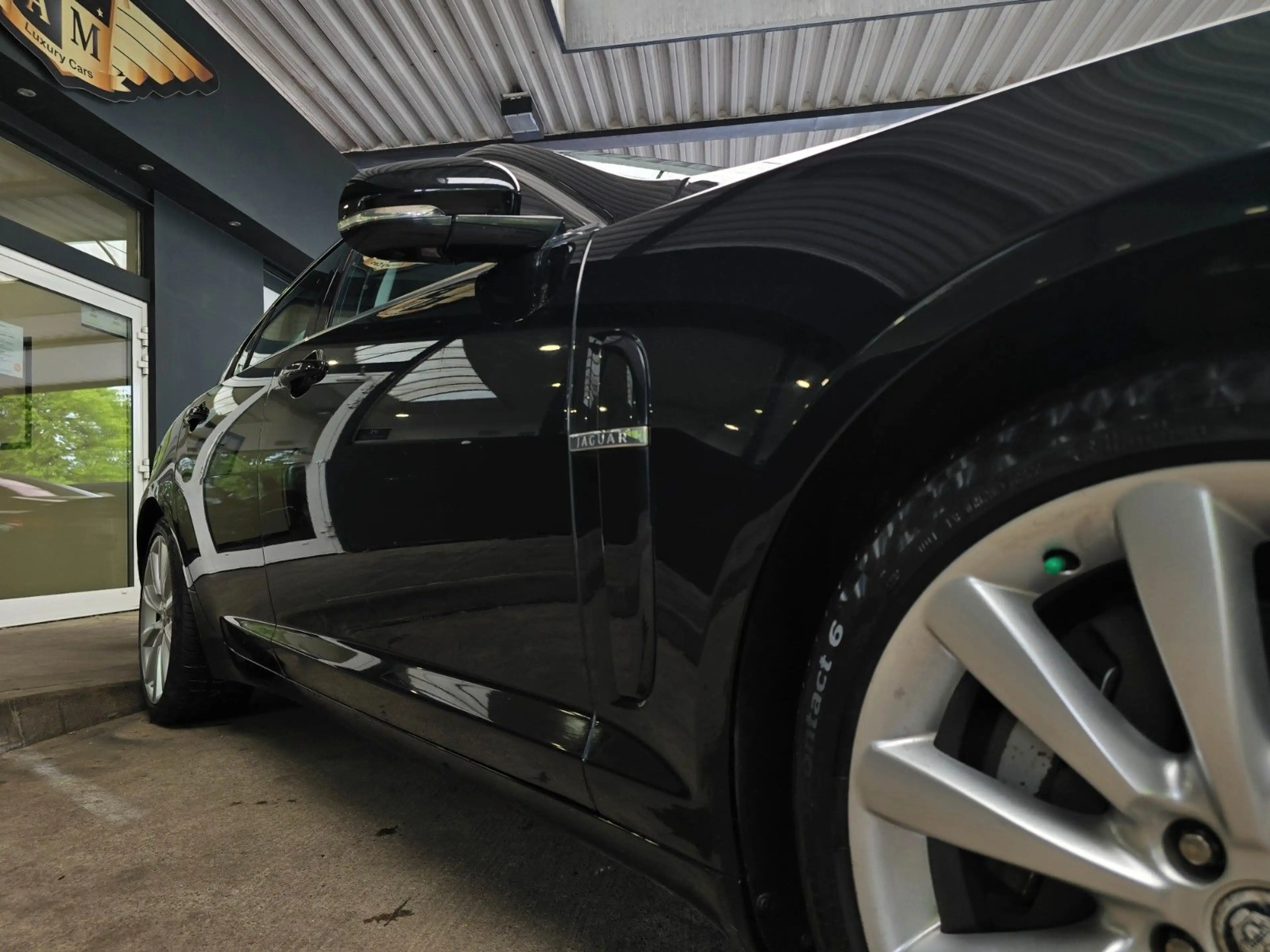 Jaguar XF 3.0 V6 Diesel Premium Luxury Park/Leder/SSD — photo 9