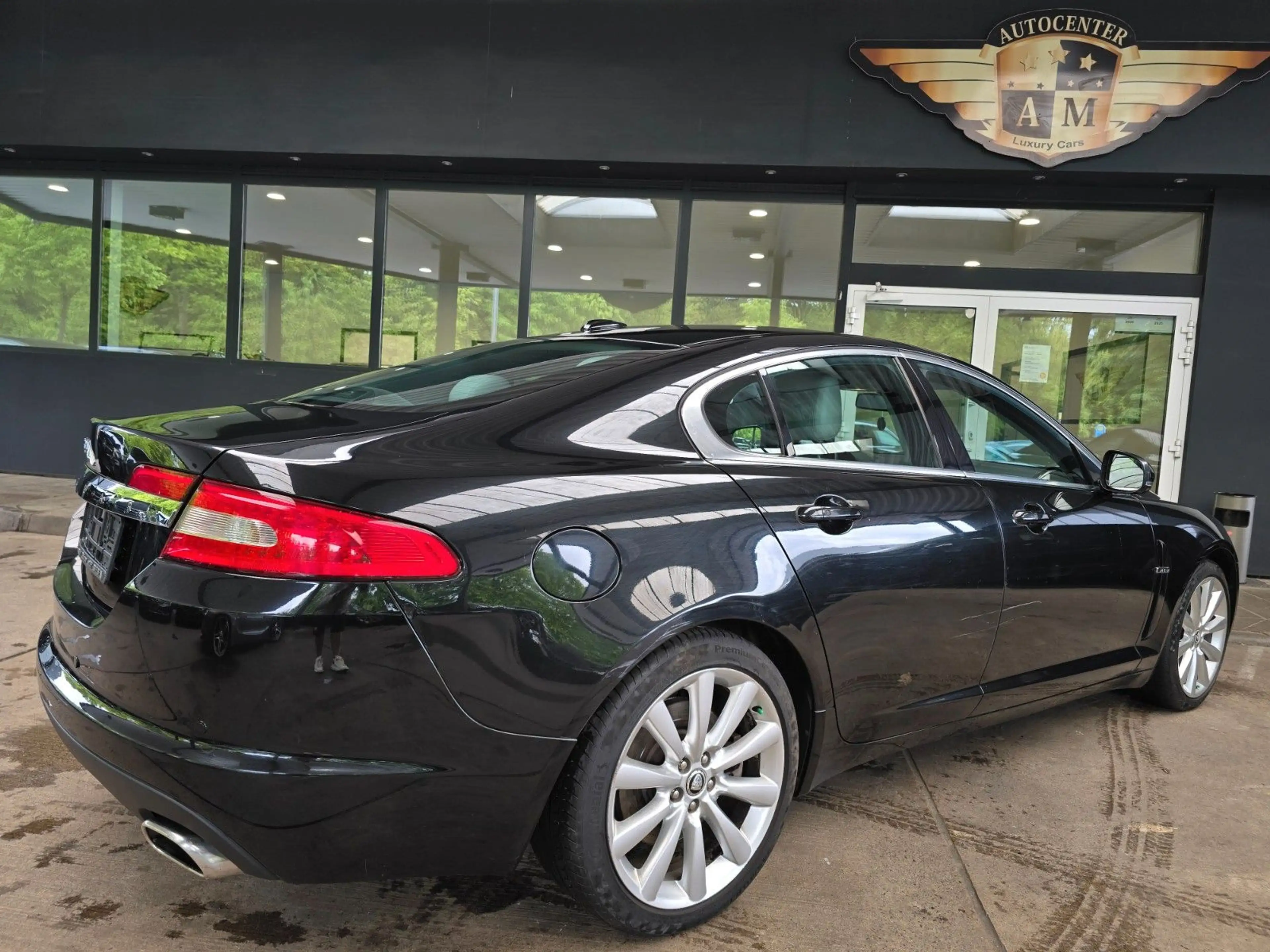 Jaguar XF 3.0 V6 Diesel Premium Luxury Park/Leder/SSD — photo 13
