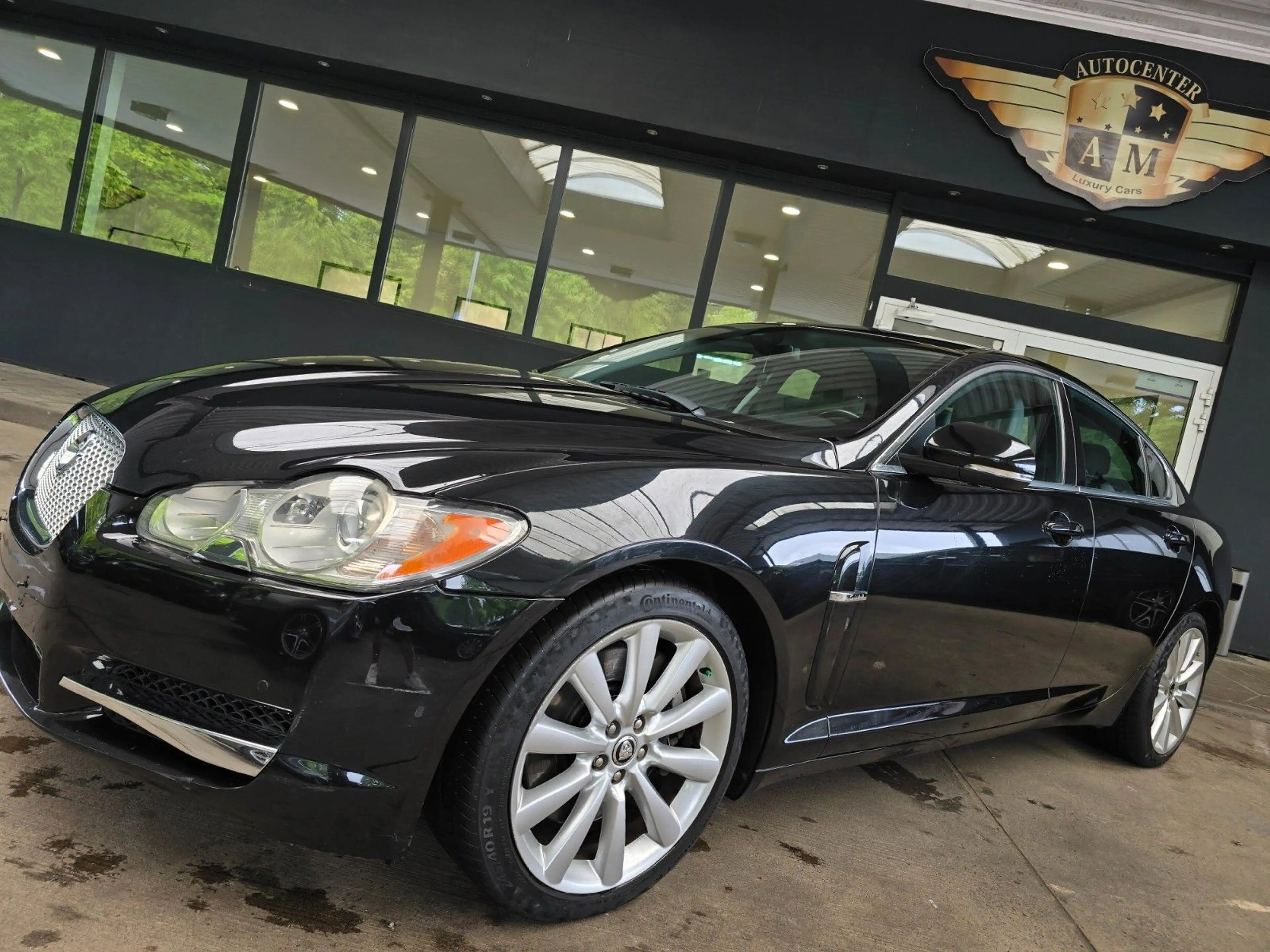 Jaguar XF 3.0 V6 Diesel Premium Luxury Park/Leder/SSD — photo 4