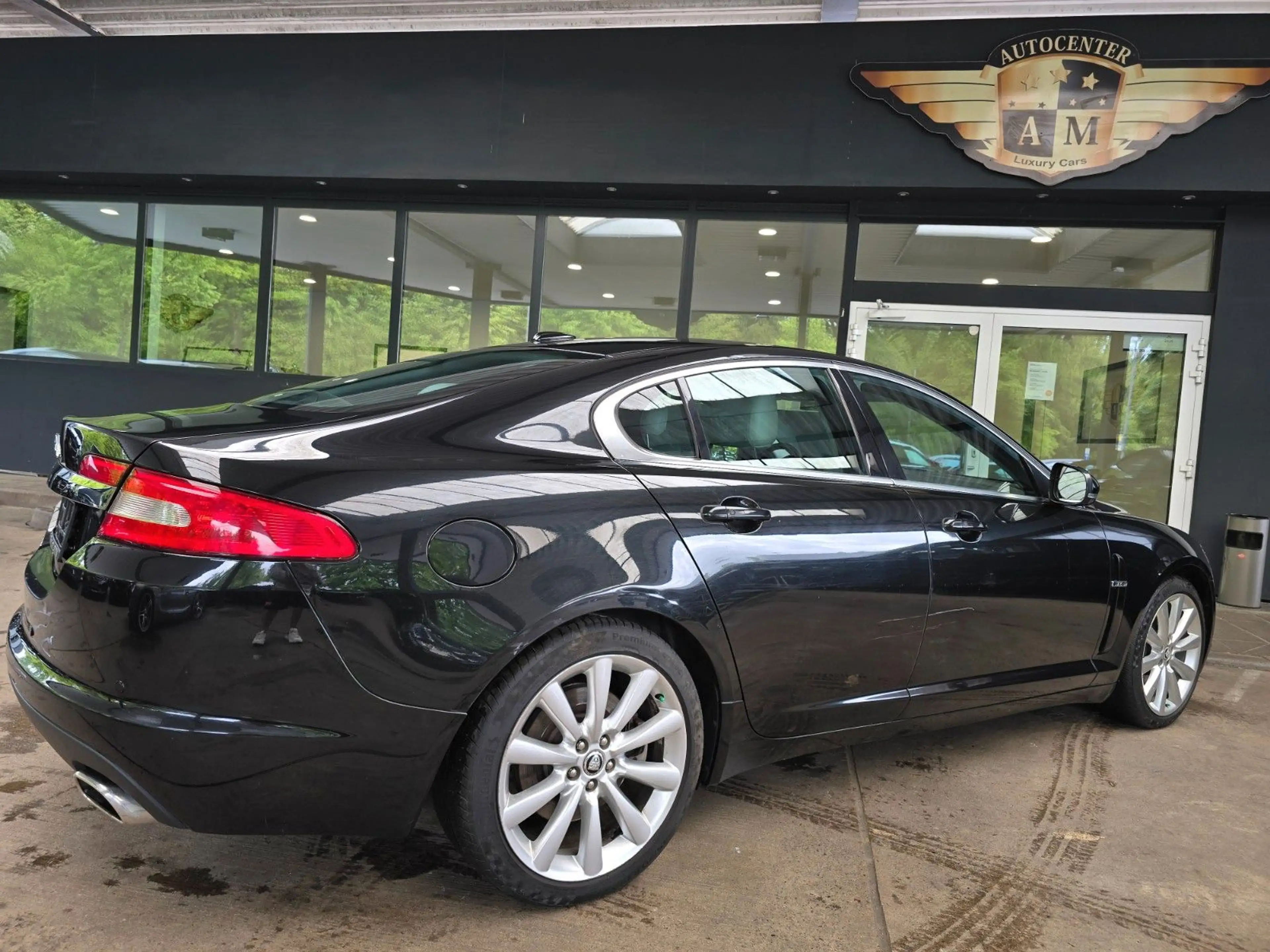 Jaguar XF 3.0 V6 Diesel Premium Luxury Park/Leder/SSD — photo 14