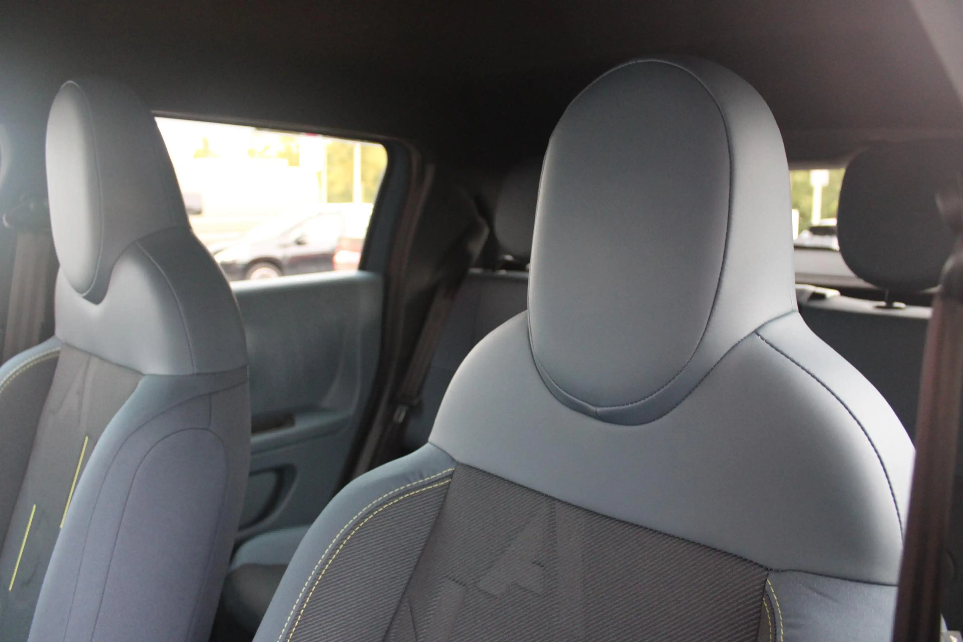 Fiat Grande Panda 1.2 Hybrid 110PK ICON STYLE | APPLE CARPLAY/ANDROI — photo 17