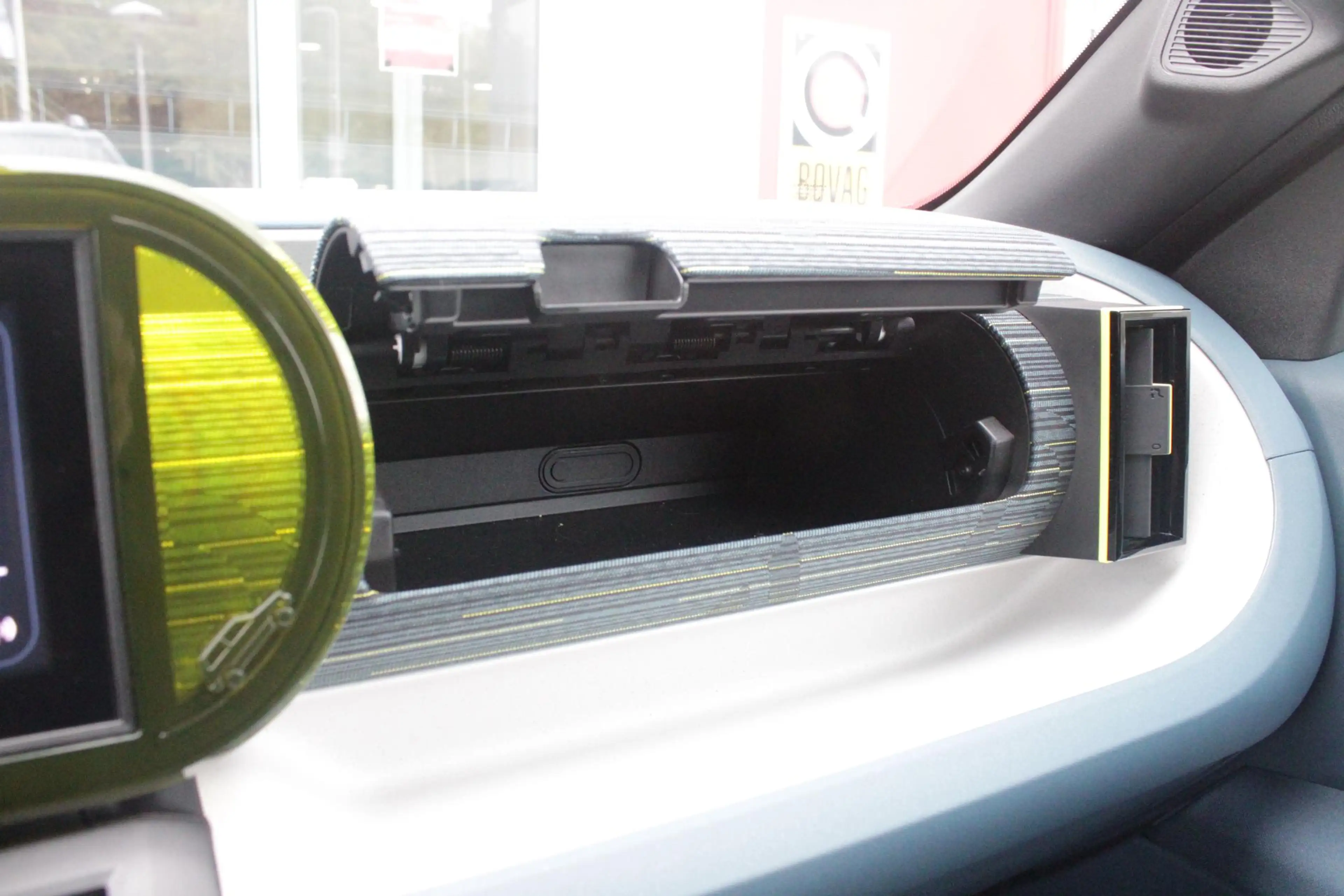 Fiat Grande Panda 1.2 Hybrid 110PK ICON STYLE | APPLE CARPLAY/ANDROI — photo 26