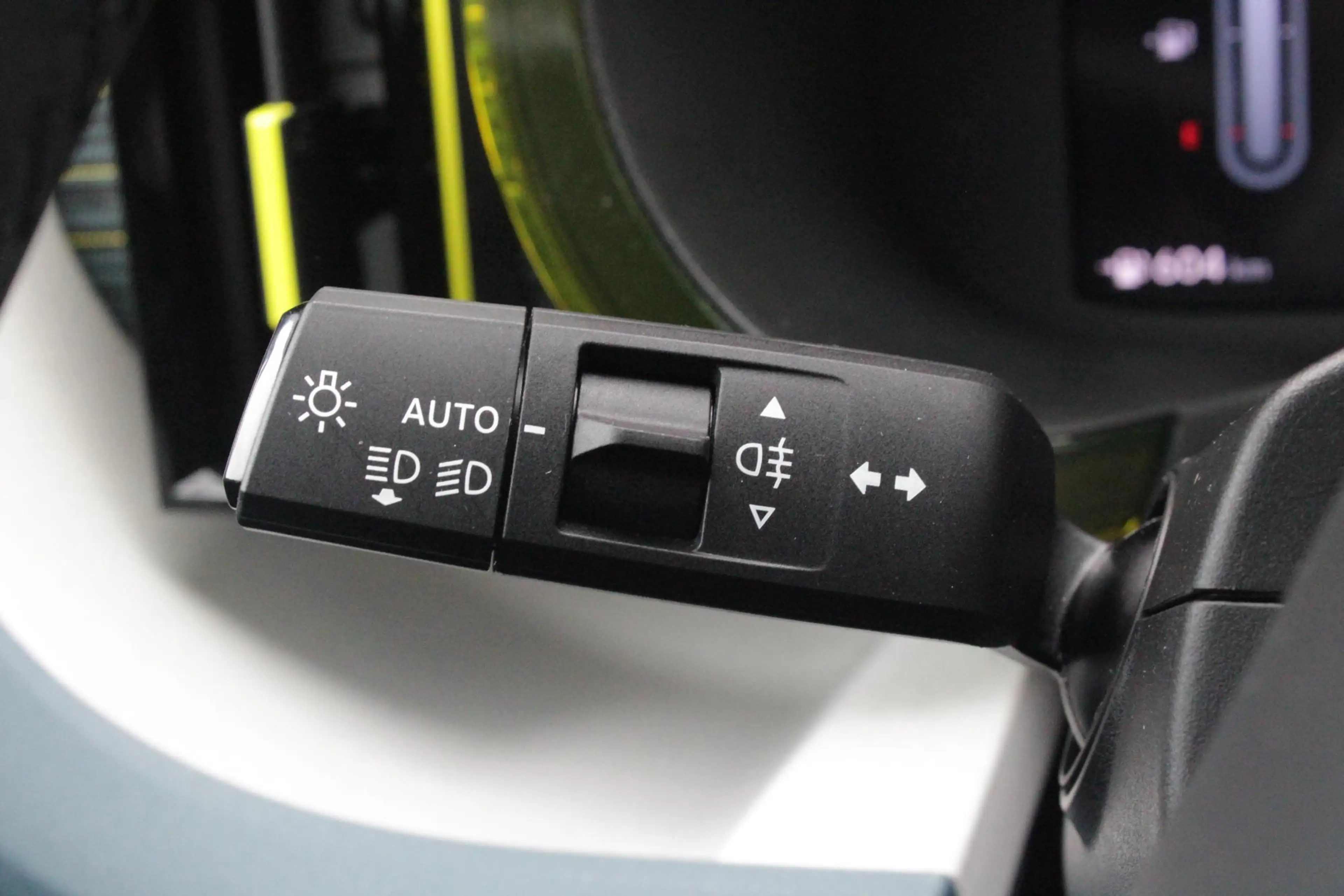 Fiat Grande Panda 1.2 Hybrid 110PK ICON STYLE | APPLE CARPLAY/ANDROI — photo 31