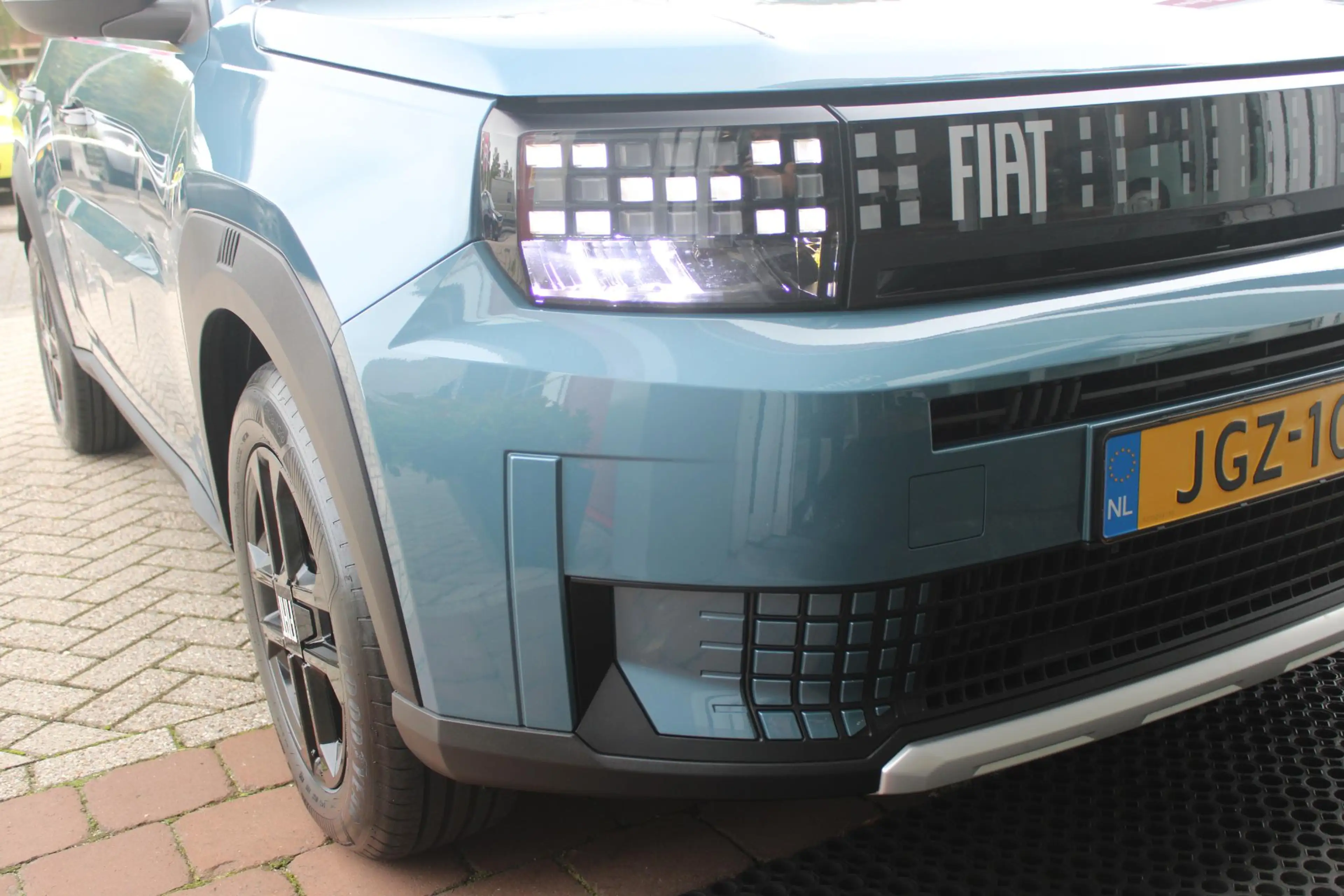 Fiat Grande Panda 1.2 Hybrid 110PK ICON STYLE | APPLE CARPLAY/ANDROI — photo 9
