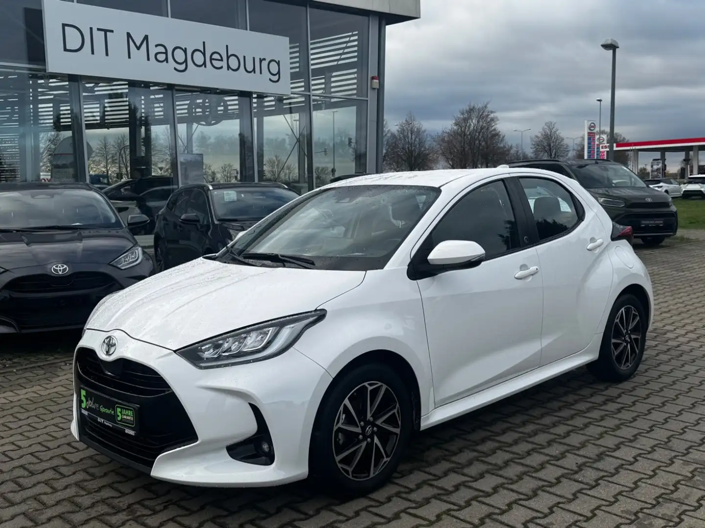 Toyota Yaris 1.5 D Team Deutschland FLA SpurH LM LED White - 2