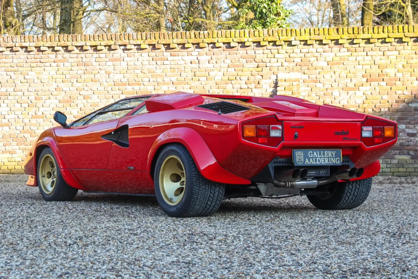 Lamborghini Countach 5000 QV Presented in Rosso over Champagne cruscott Rojo - 2