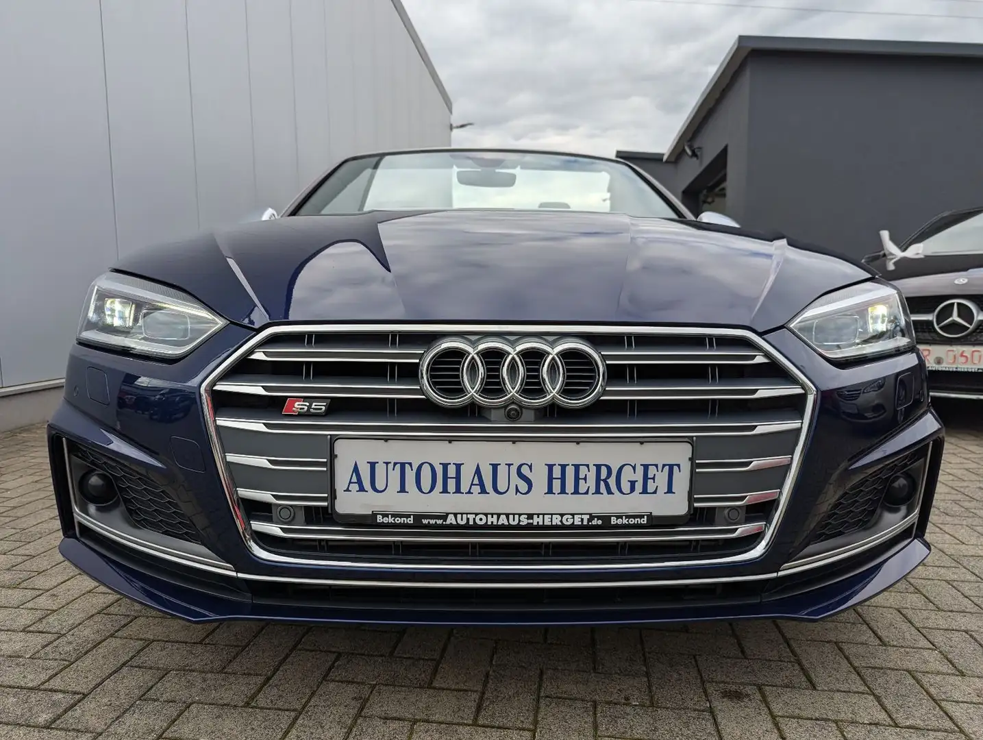 Audi S5 Cabriolet 3.0 TFSI quattro tiptronic Blau - 2