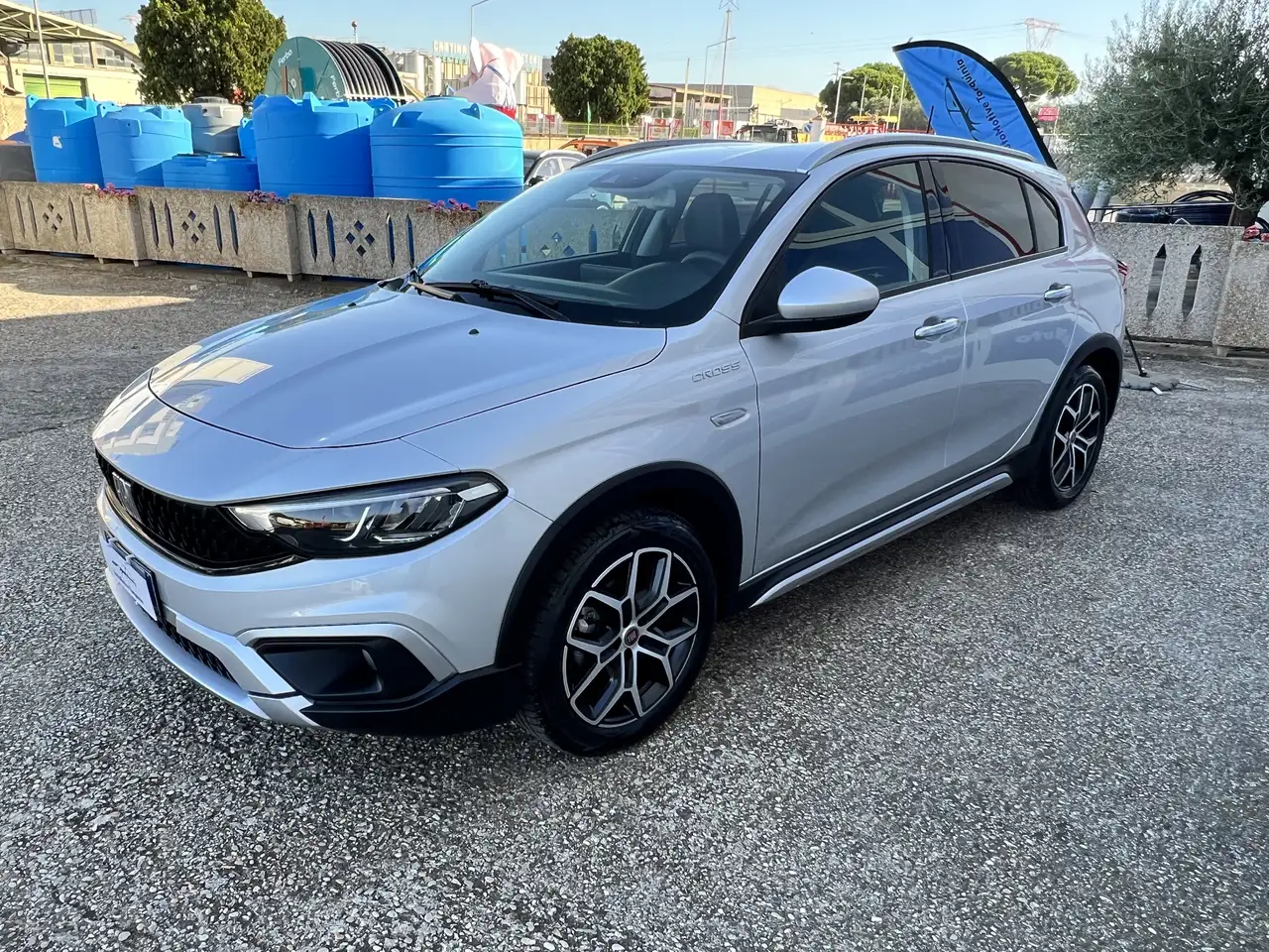 Fiat Tipo Cross 1.6 Multijet 130cv Pari al nuovo-Rcamera-Display 10.25, миниатюра 4