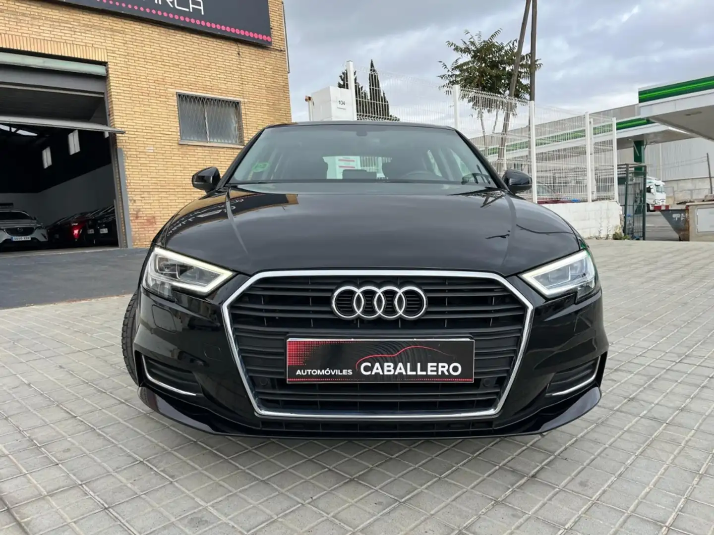 Audi A3 Sportback 30 TFSI Design 85kW Noir - 2
