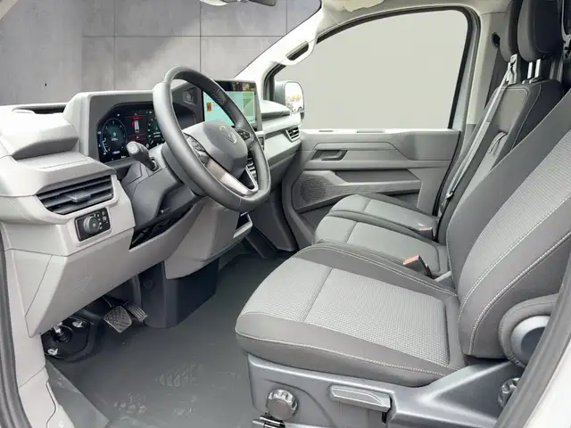 Volkswagen Transporter view 9
