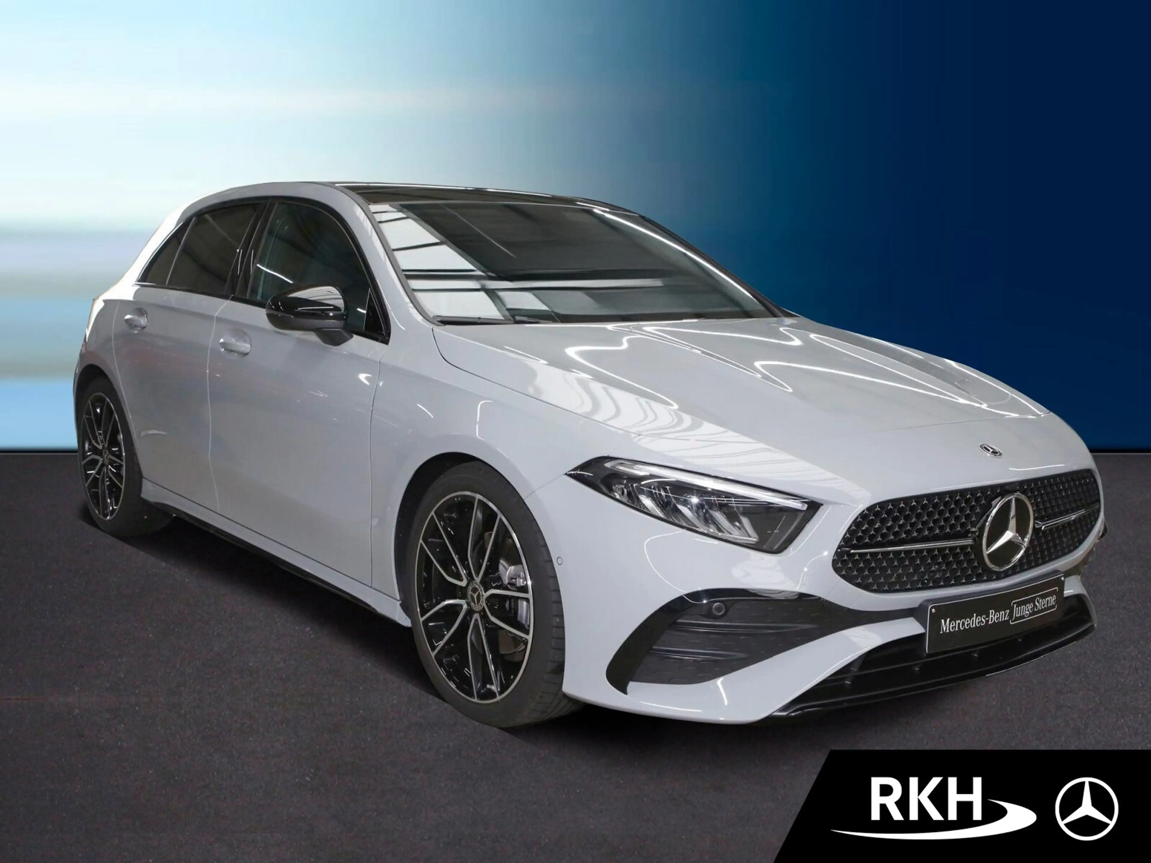 Mercedes-Benz A 200 A 200 AMG/Special Edition/Navi/Pano/Night/Totw. — photo 2