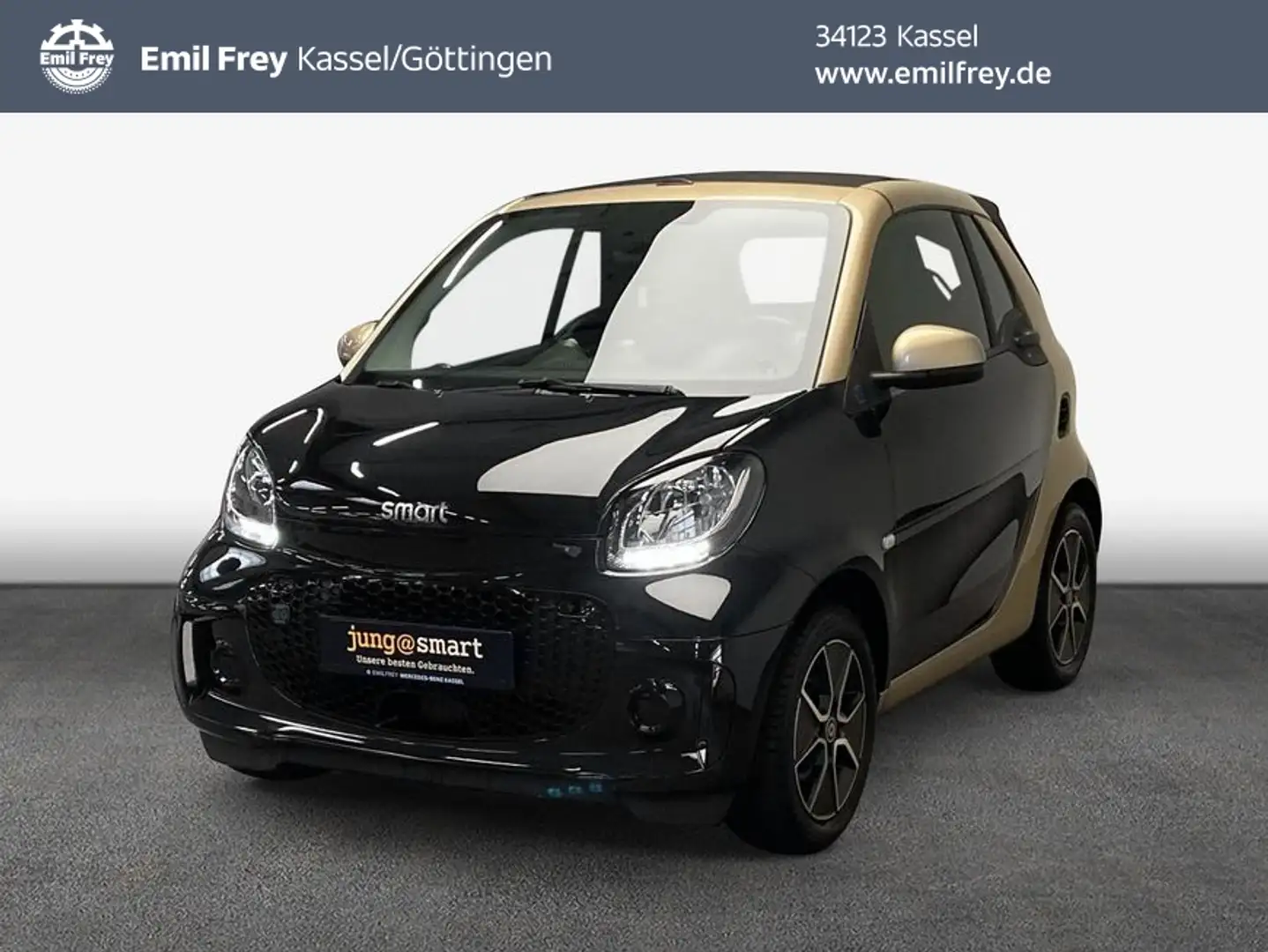 smart forTwo fortwo cabrio EQ passion Schwarz - 1
