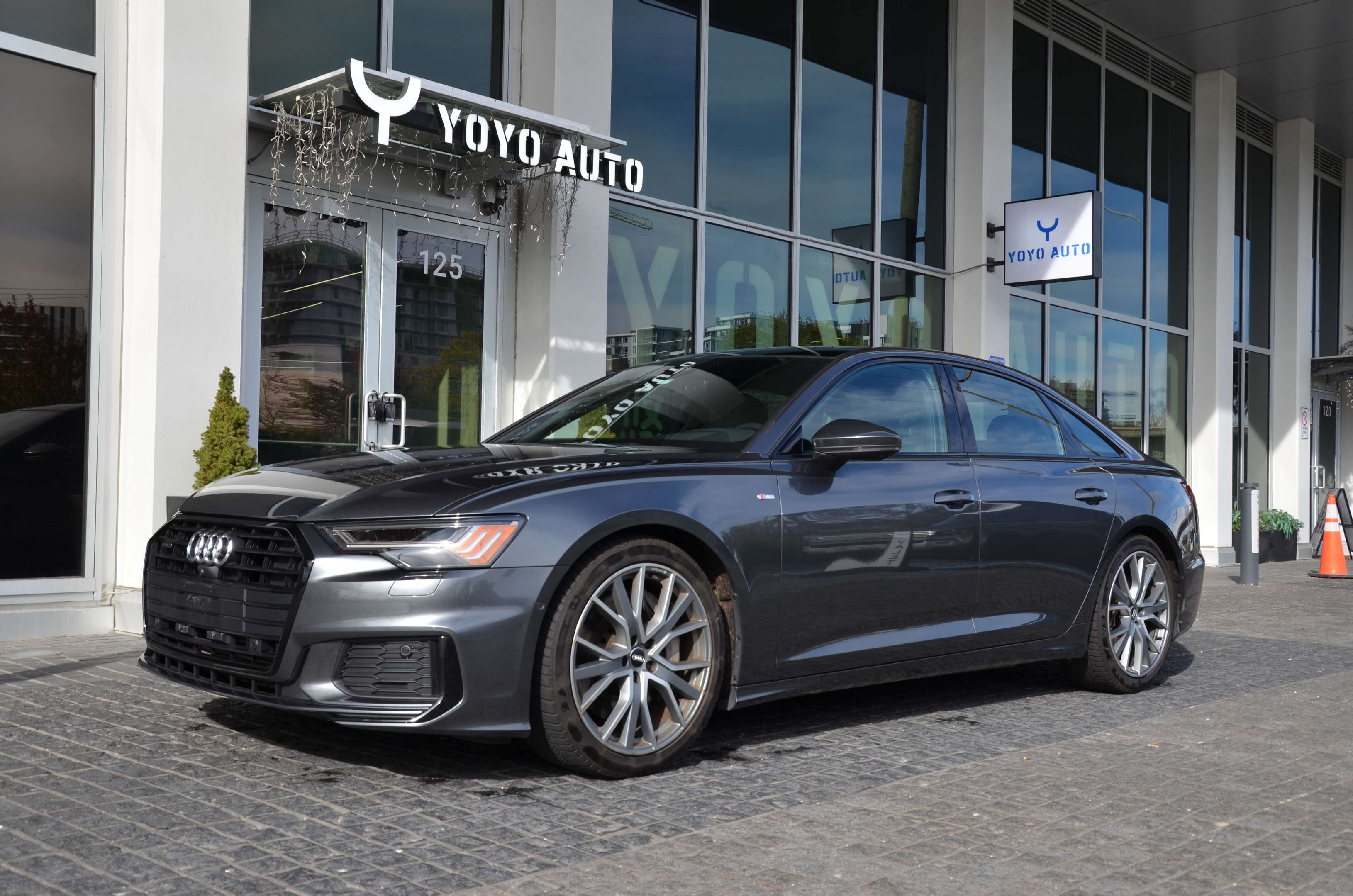 2019 Audi A6 Technik 55 TFSI quattro alt 2