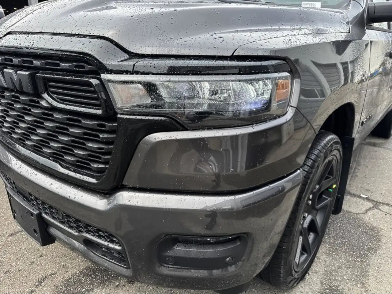 RAM 1500 снимка RAM 1500