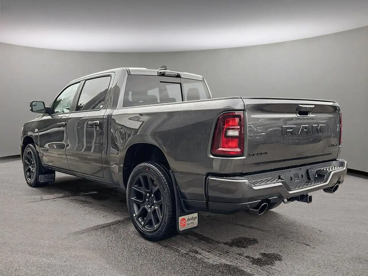 RAM 1500 снимка RAM 1500