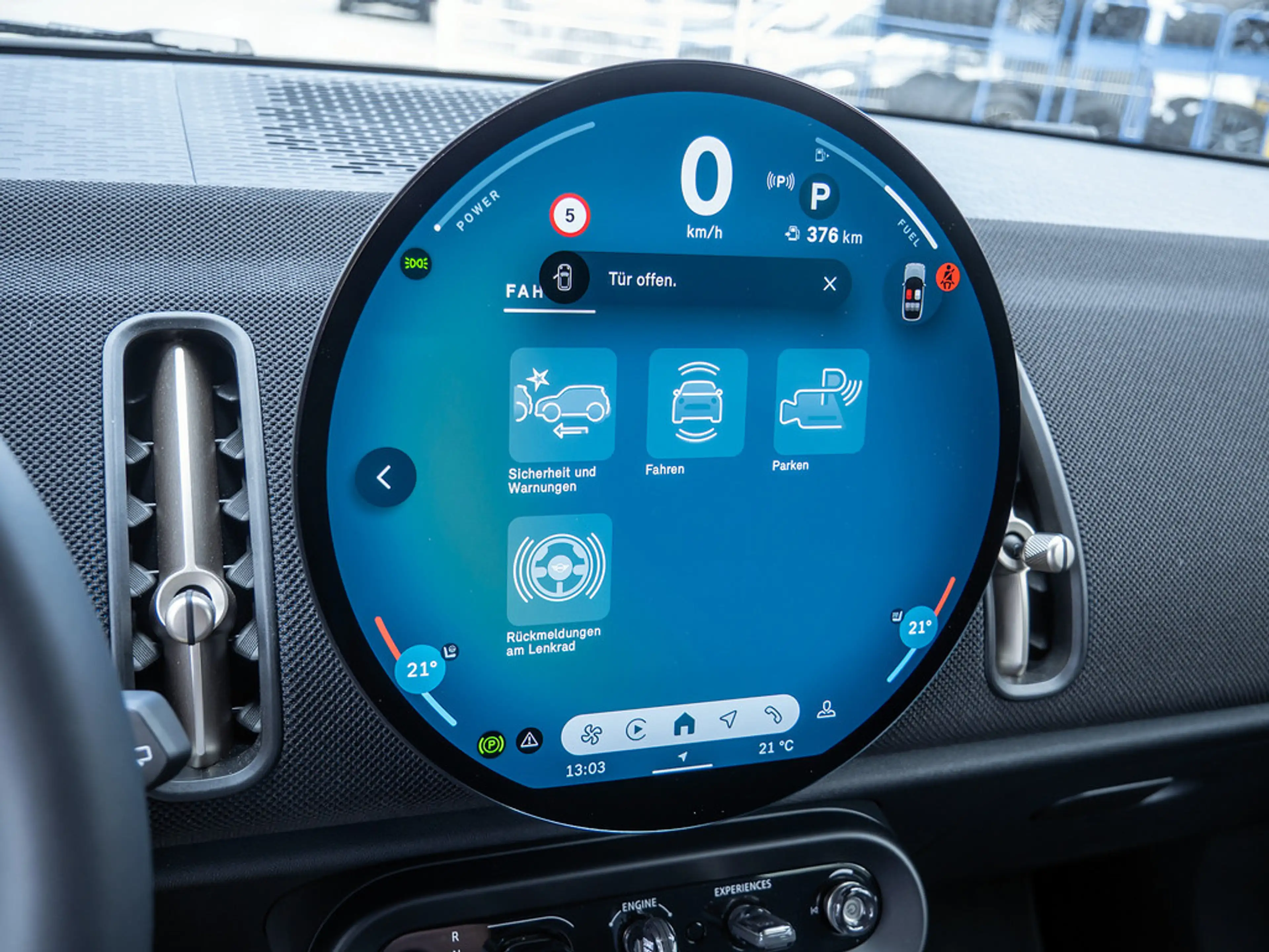 MINI Cooper D Countryman — photo 14