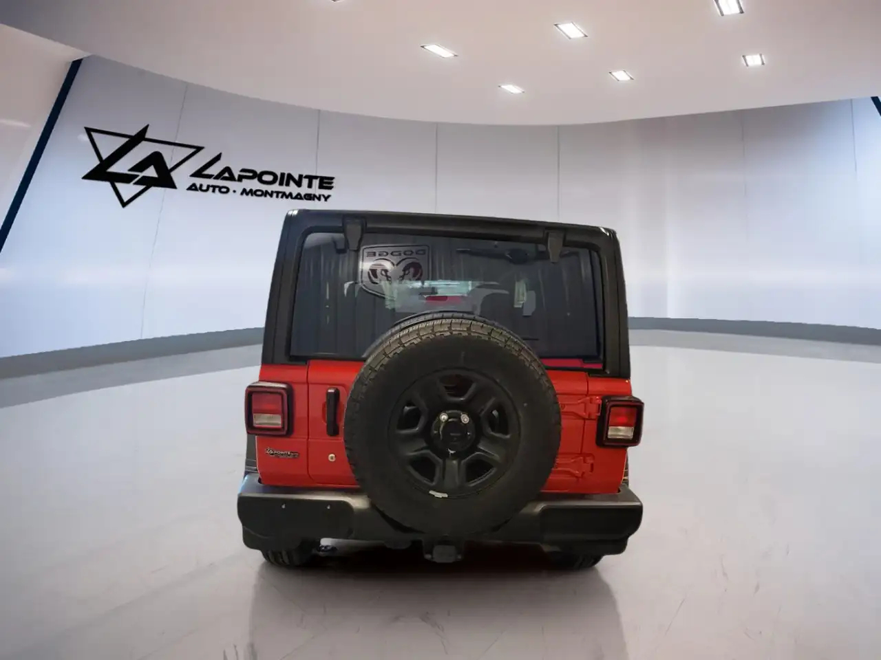 Jeep Wrangler снимка Jeep Wrangler